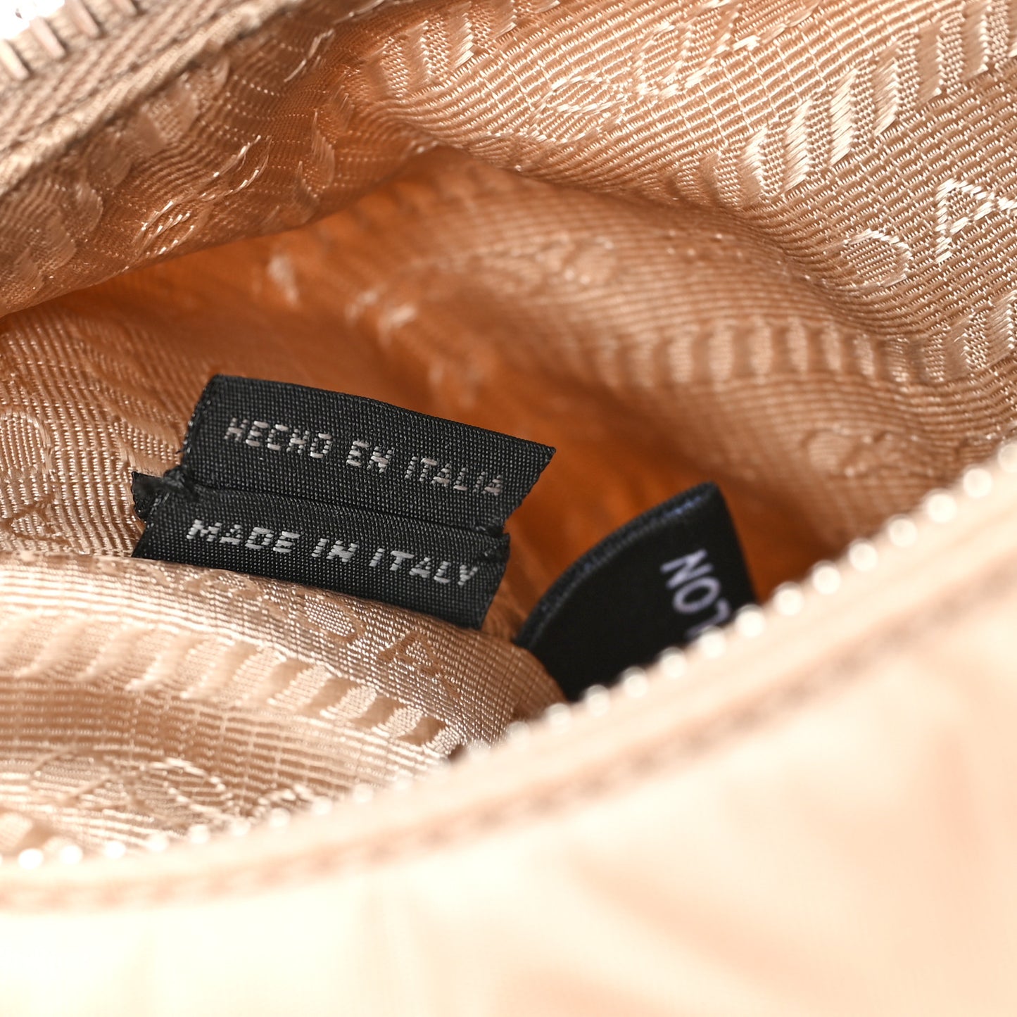 Tessuto Nylon Mini Re-Edition 2000 Bag Cammeo