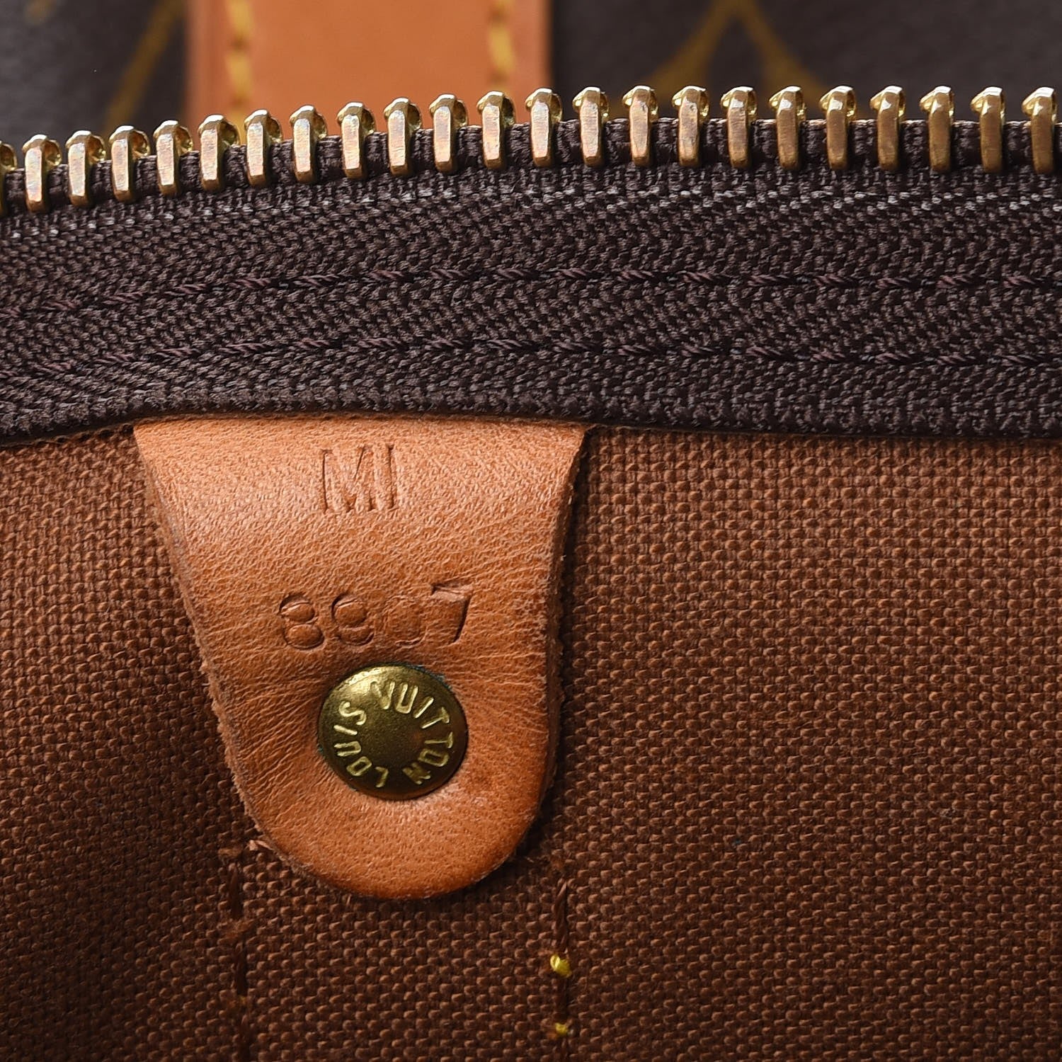 Louis Vuitton Monogram Keepall 55 7 of 18