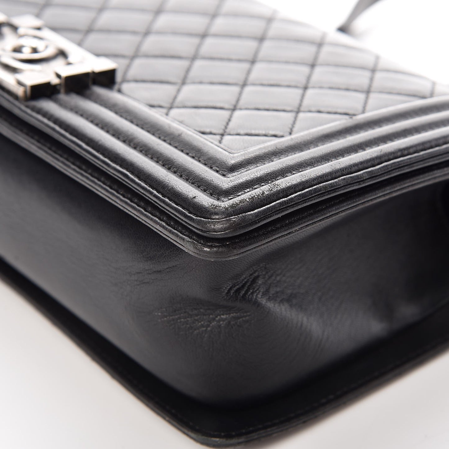 Lambskin Quilted Medium Boy Flap Black
