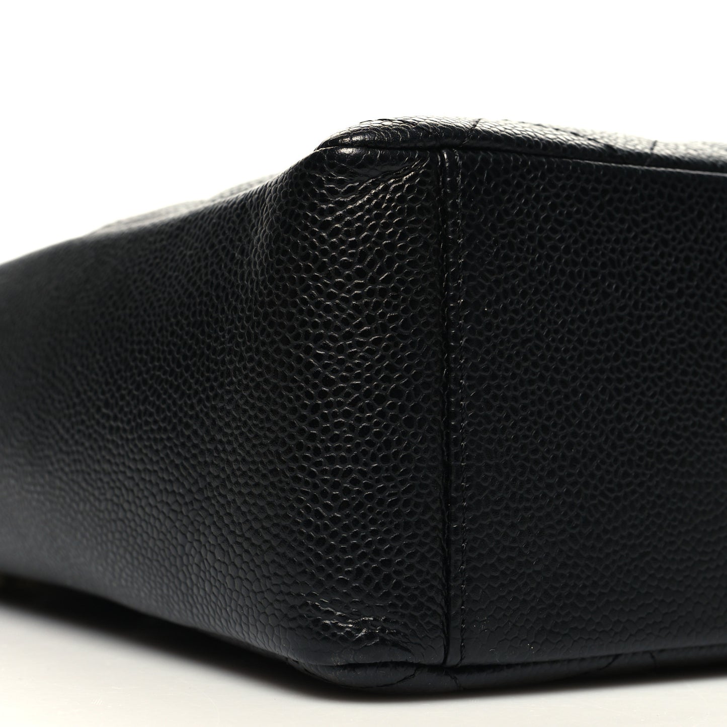 Caviar Quilted Petit Shopping Tote PST Black
