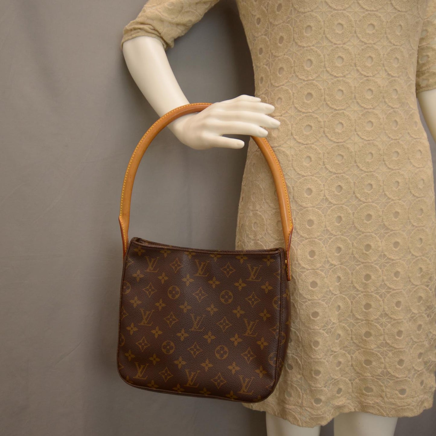 Monogram Looping MM