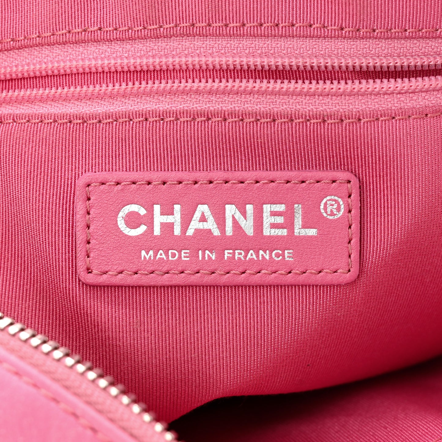 Lambskin Chevron Quilted Small Promenade Camera Case Pink