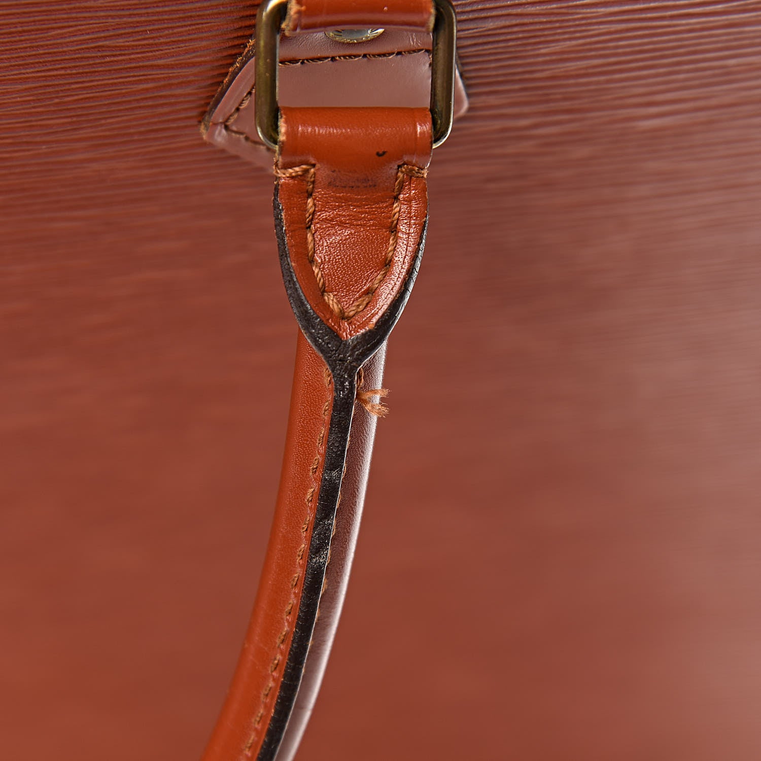 Louis Vuitton Epi Sac Plat GM Fawn 11 of 18