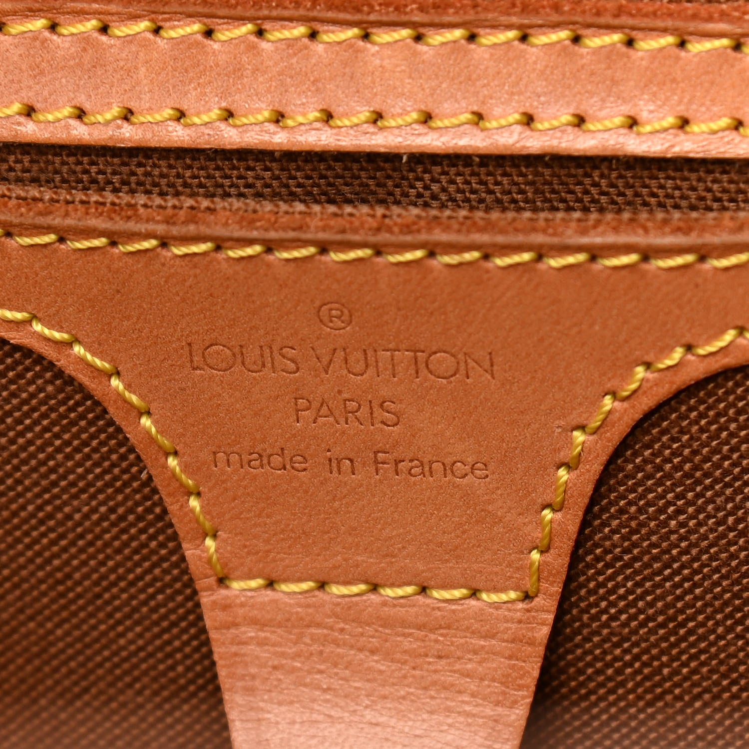 Louis Vuitton Monogram Ellipse MM 6 of 13