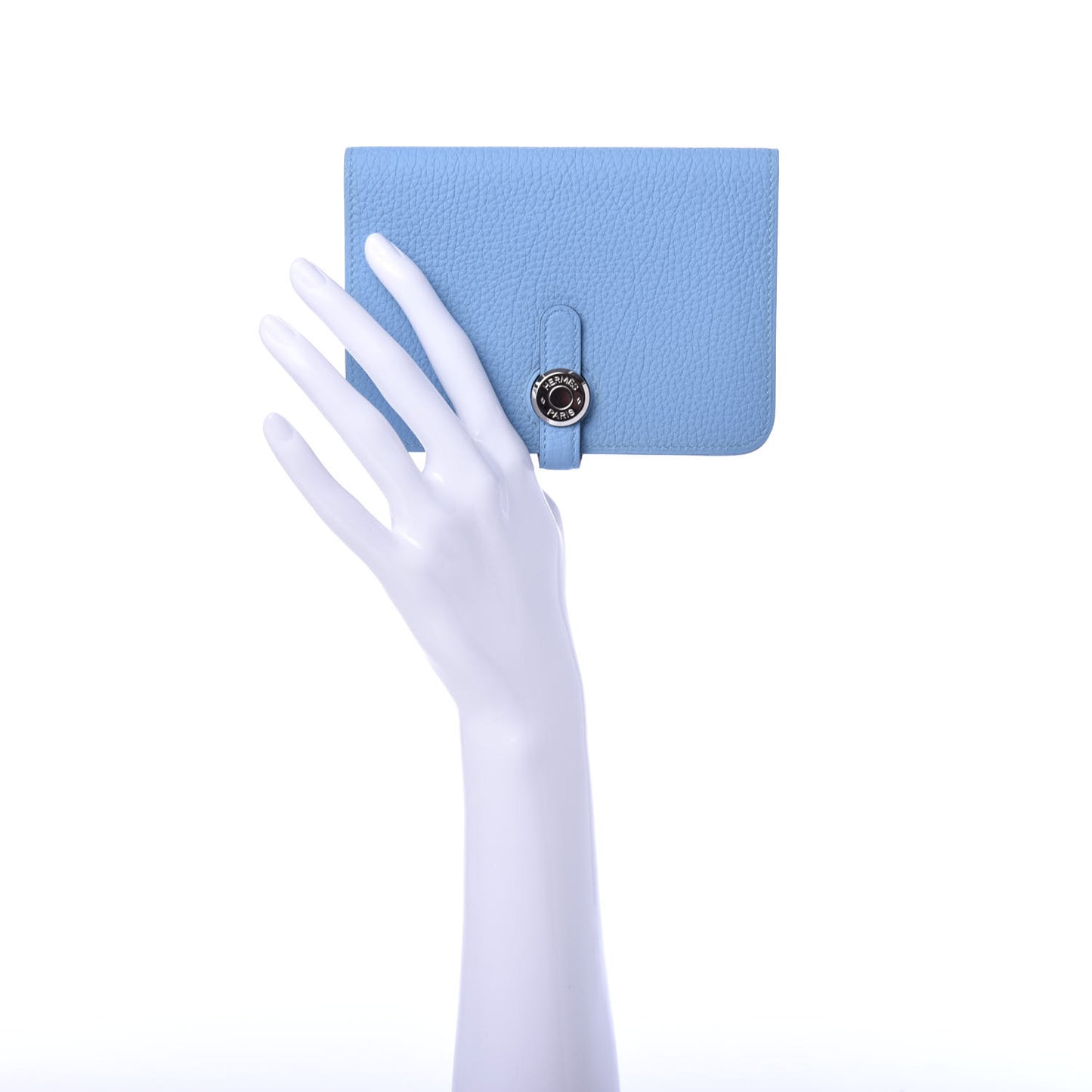 Togo Dogon Compact Wallet Bleu Paradis