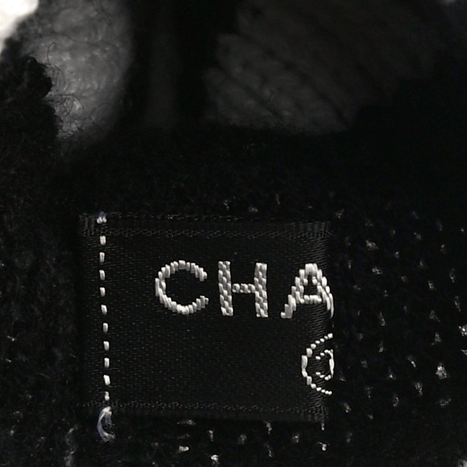 Chanel Cashmere CC Fingerless Gloves White Black 5 of 10