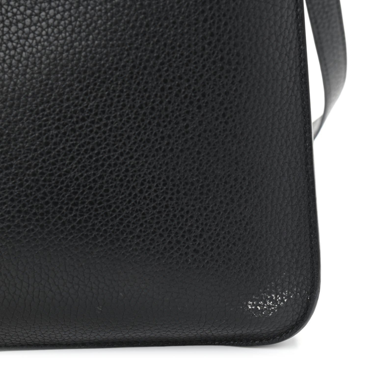 Hermes Taurillon Clemence Halzan 31 GM Black 17 of 17