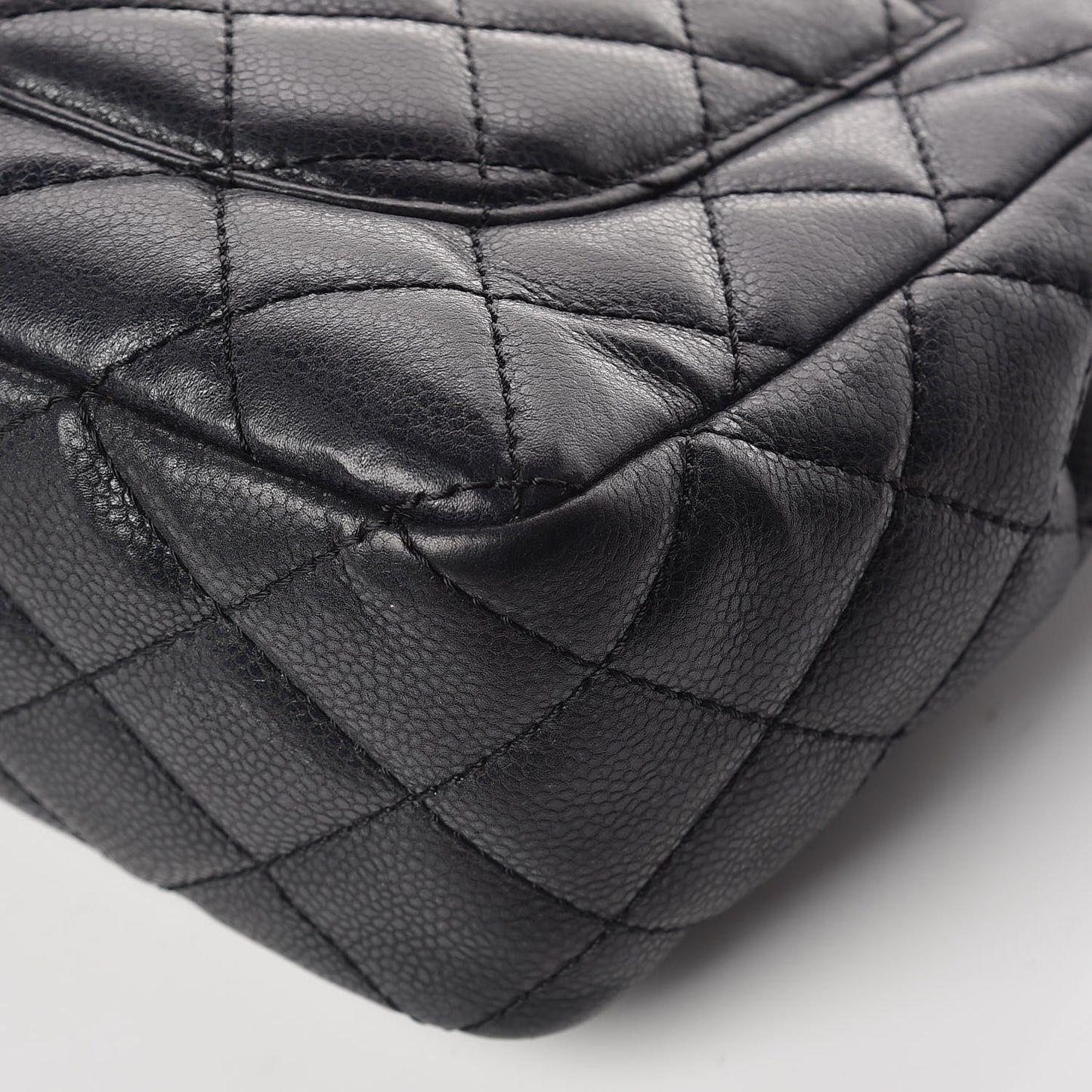 Caviar Quilted Jumbo Single Flap Black