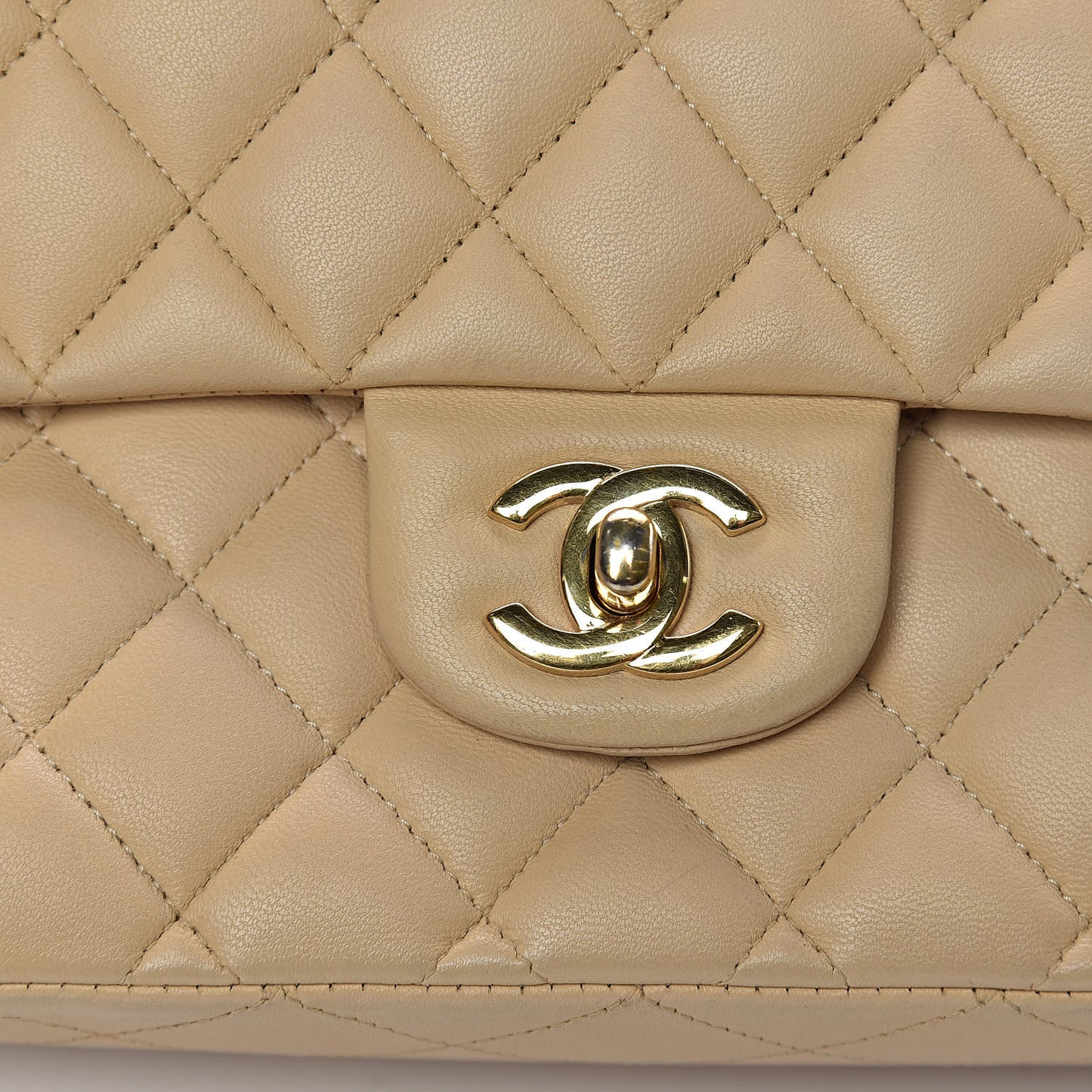 Lambskin Quilted Medium Double Flap Beige