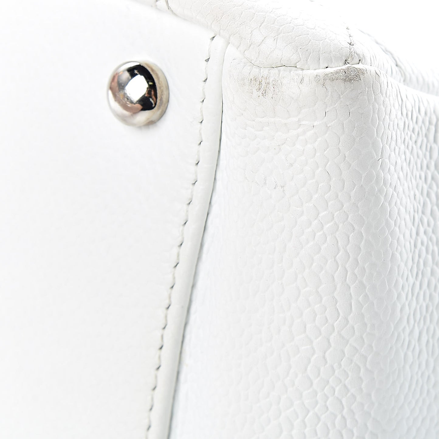 Caviar Quilted Petit Timeless Tote PTT White