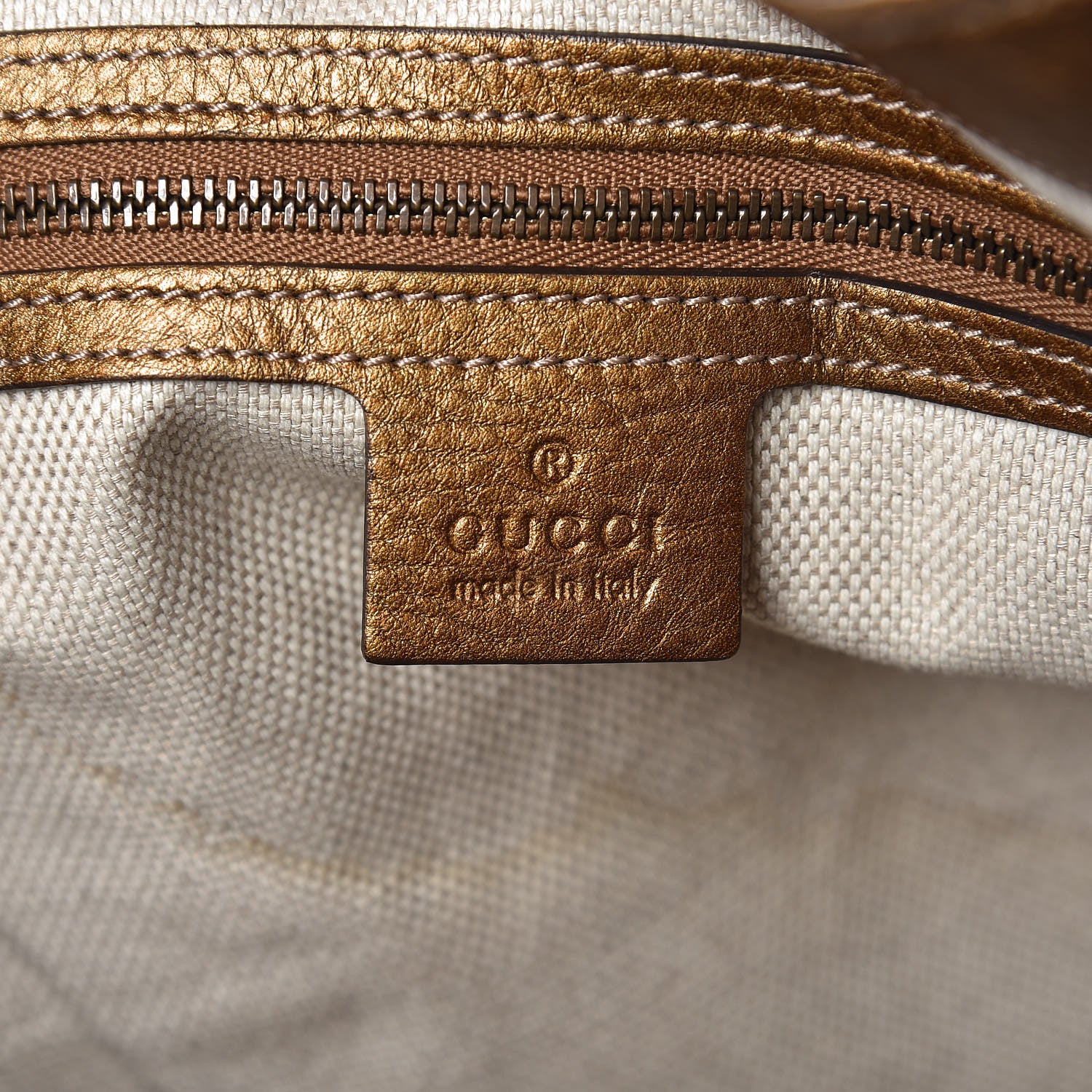 Gucci Metallic Pebbled Calfskin Medium Soho Shoulder Bag Gold Ombre 6 of 9