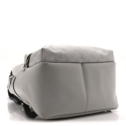Louis Vuitton Taiga Monogram Discovery Backpack PM White 4 of 9