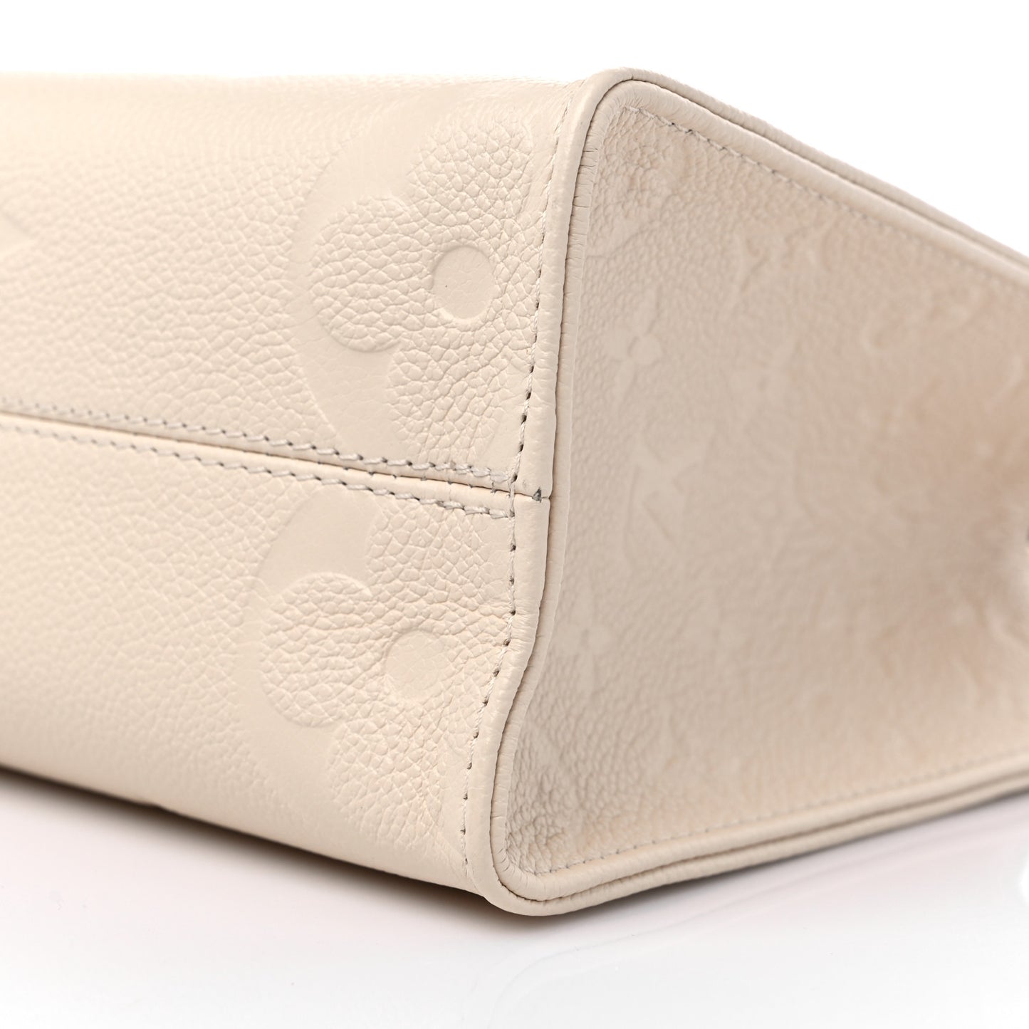 Empreinte Monogram Giant Onthego PM Cream Beige