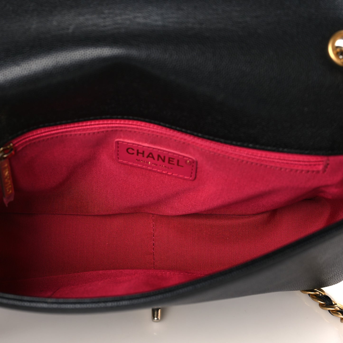 Caviar Quilted Medium Fashion Therapy Flap Bag Black