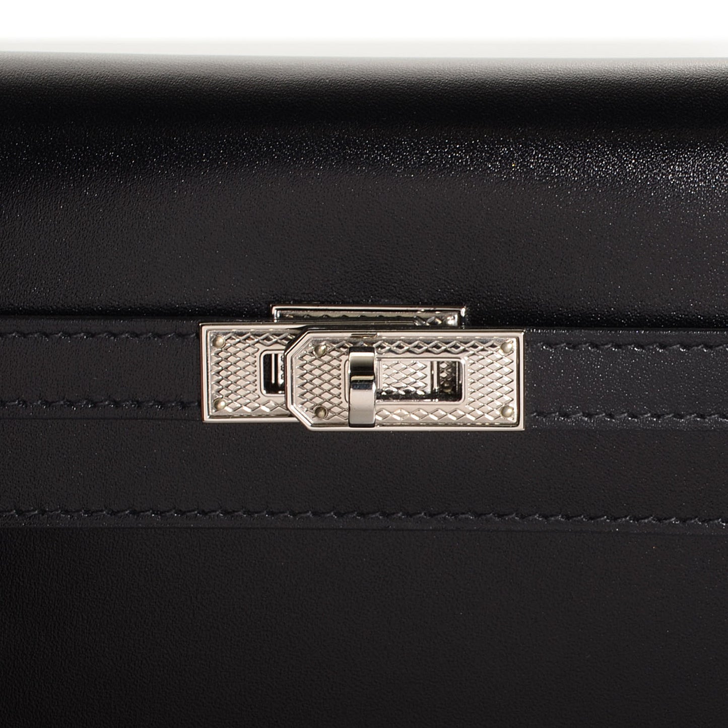 Guilloche Box Kelly Longue Wallet Black