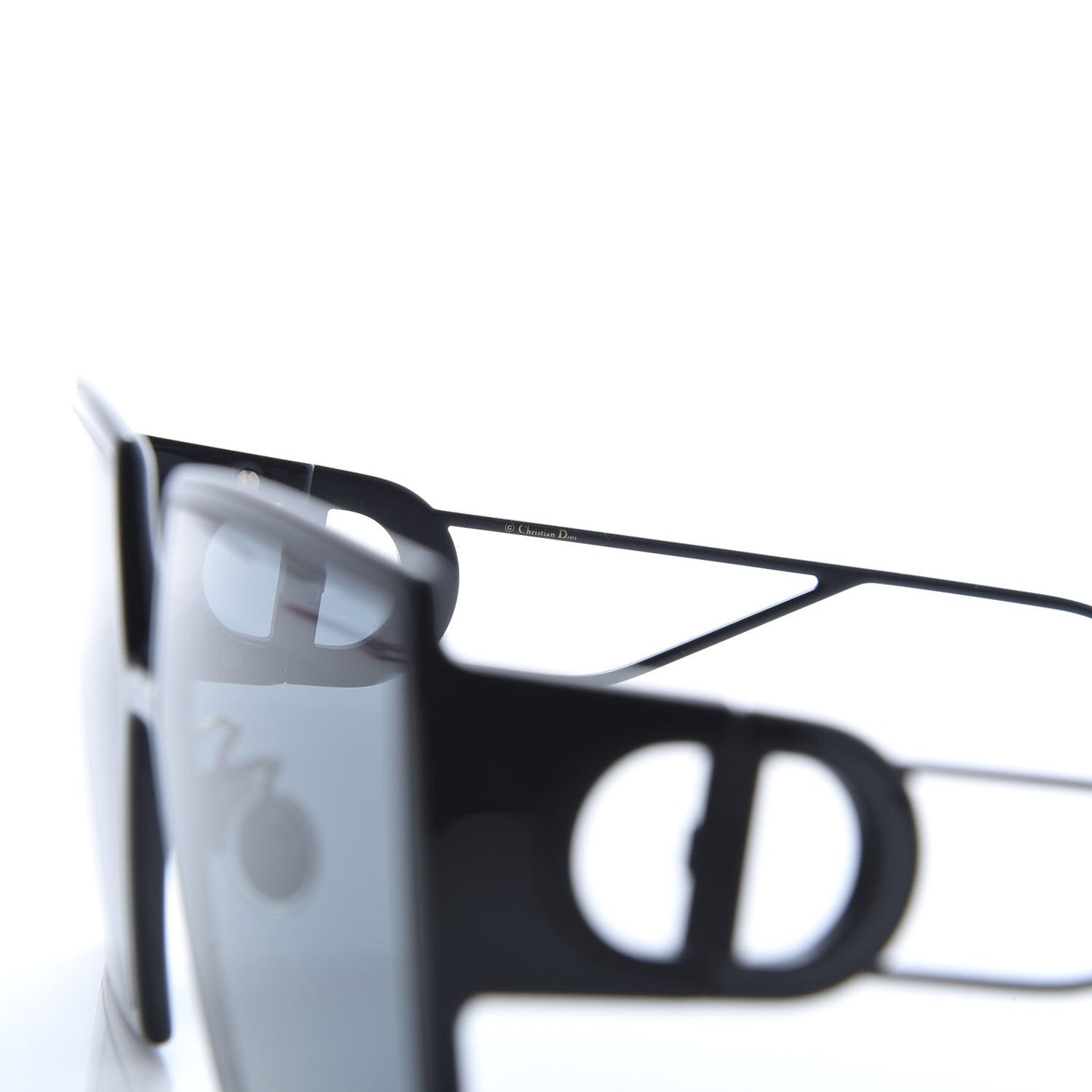 Square 30 Montaigne Sunglasses Black