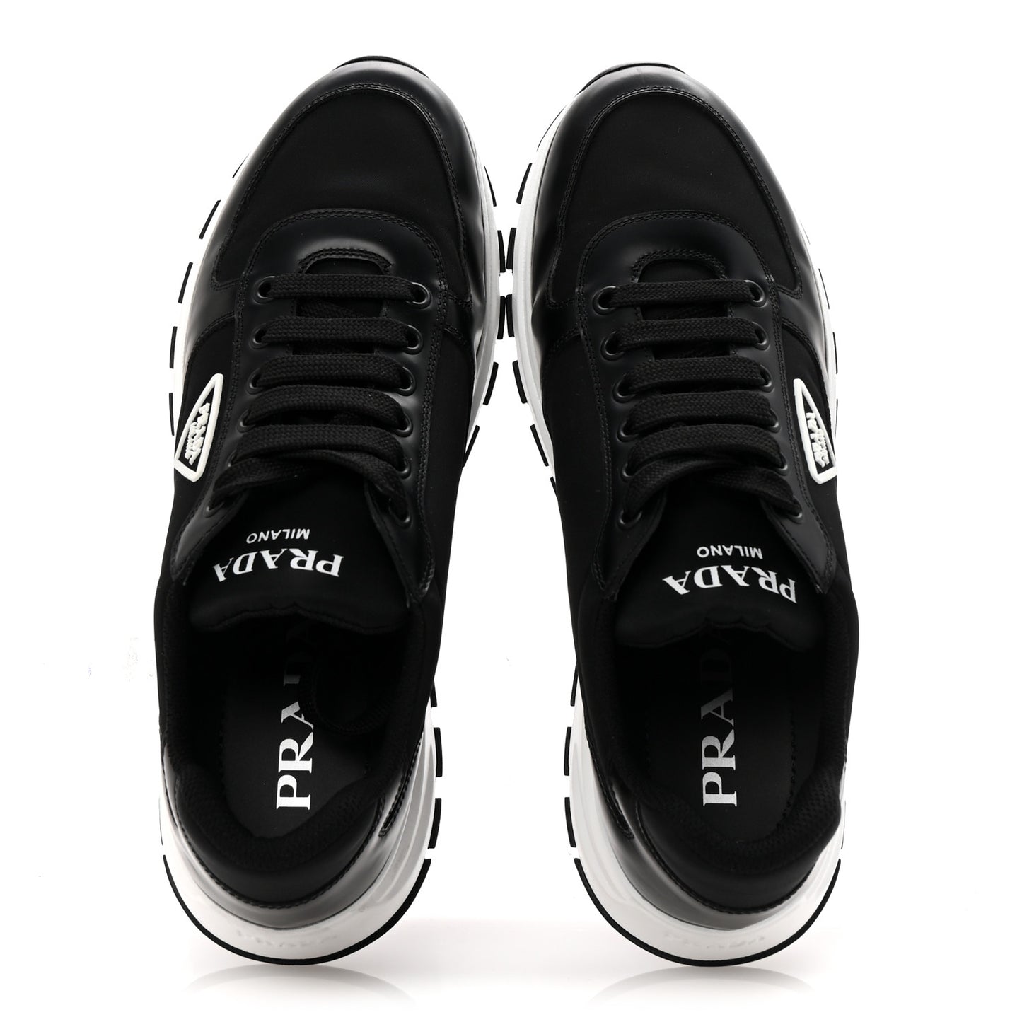 Re-Nylon Piuma Metal Triangle Logo Quilted 45mm Sneakers 39.5 Black