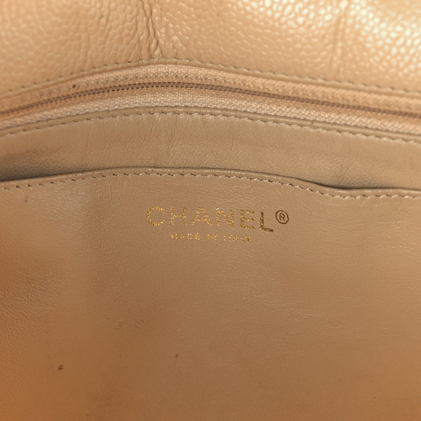 Caviar Quilted Jumbo Single Flap Beige Clair