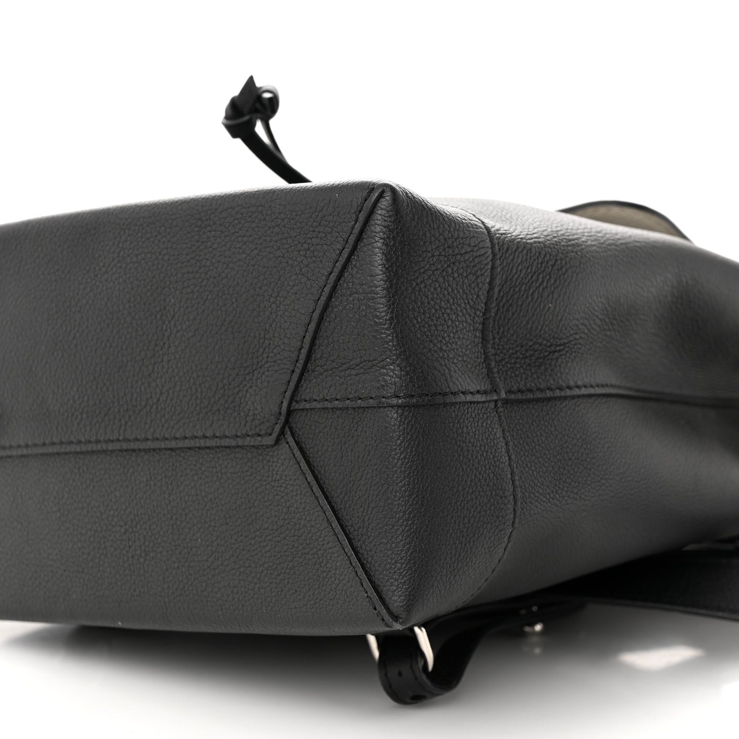 Calfskin Mechanical Flowers Lockme Backpack Black White
