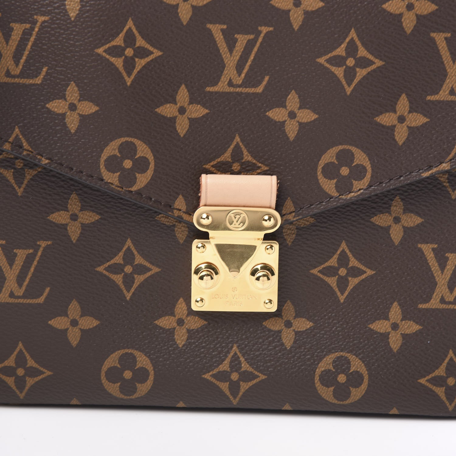 Louis Vuitton Monogram Pochette Metis 8 of 8