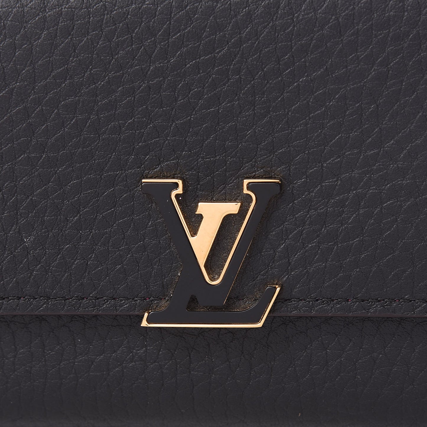 Taurillon Capucines Compact Wallet Black