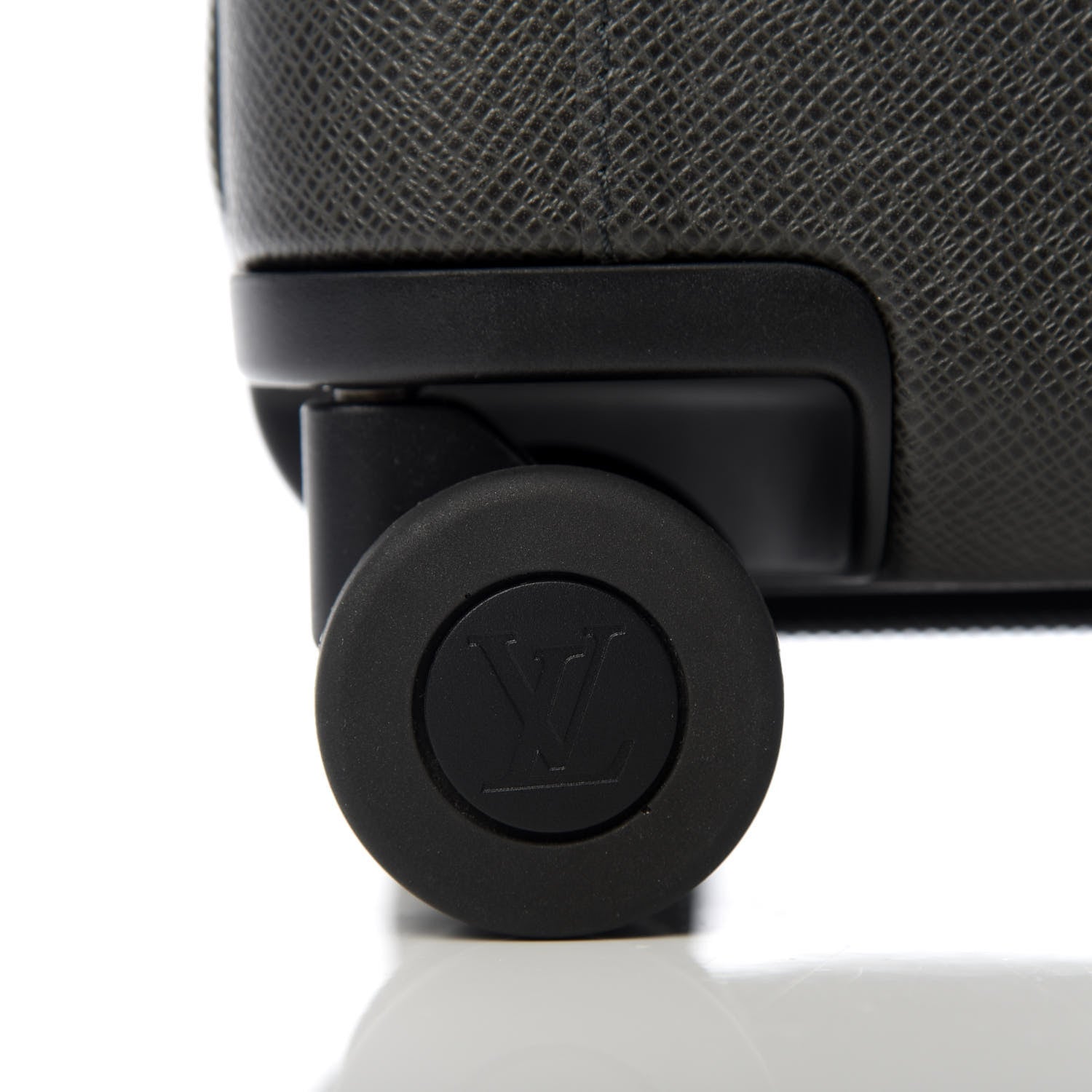 Louis Vuitton Taiga Horizon 55 Ardoise 12 of 13
