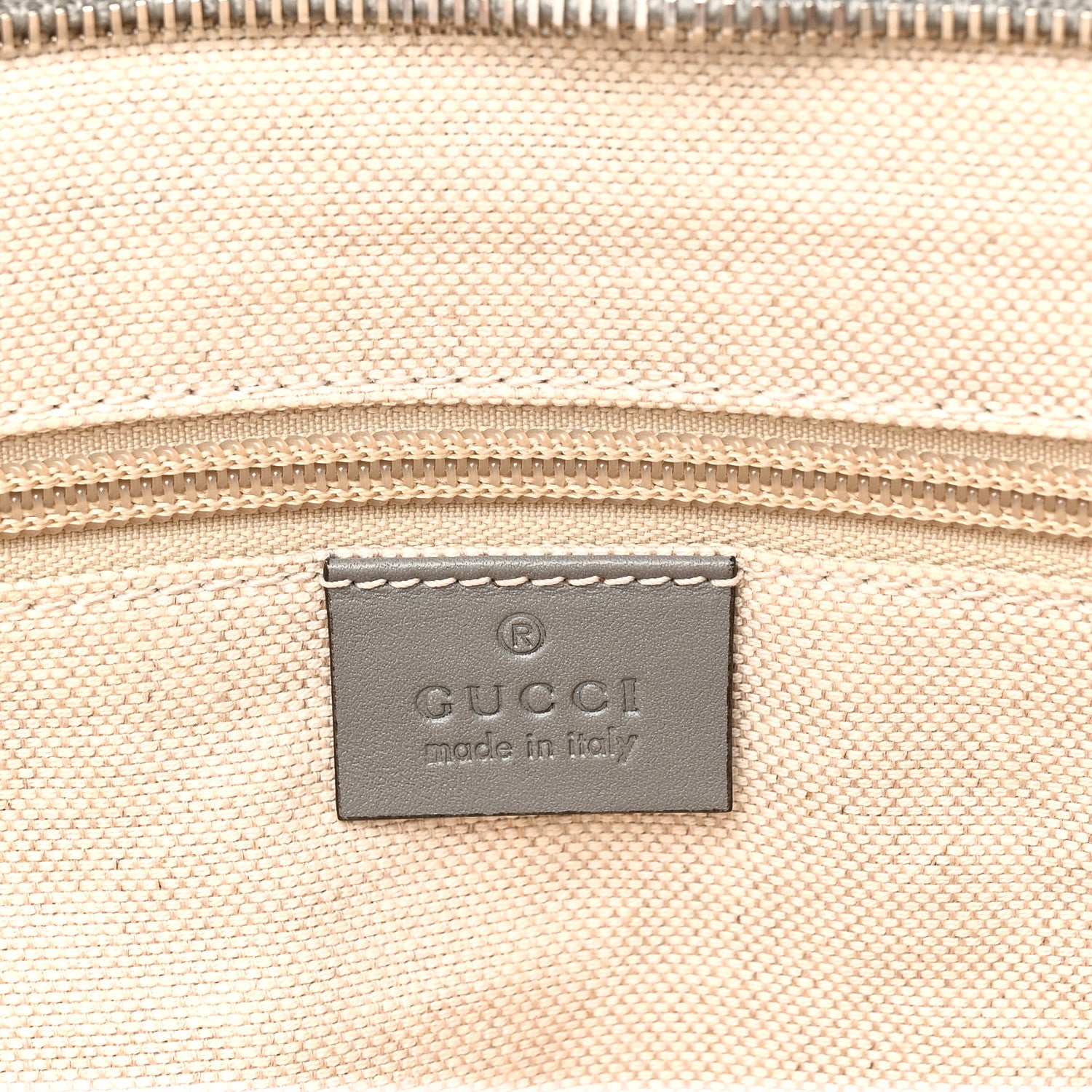 Gucci GG Supreme Monogram Medium Zippered Tote Grey 6 of 10