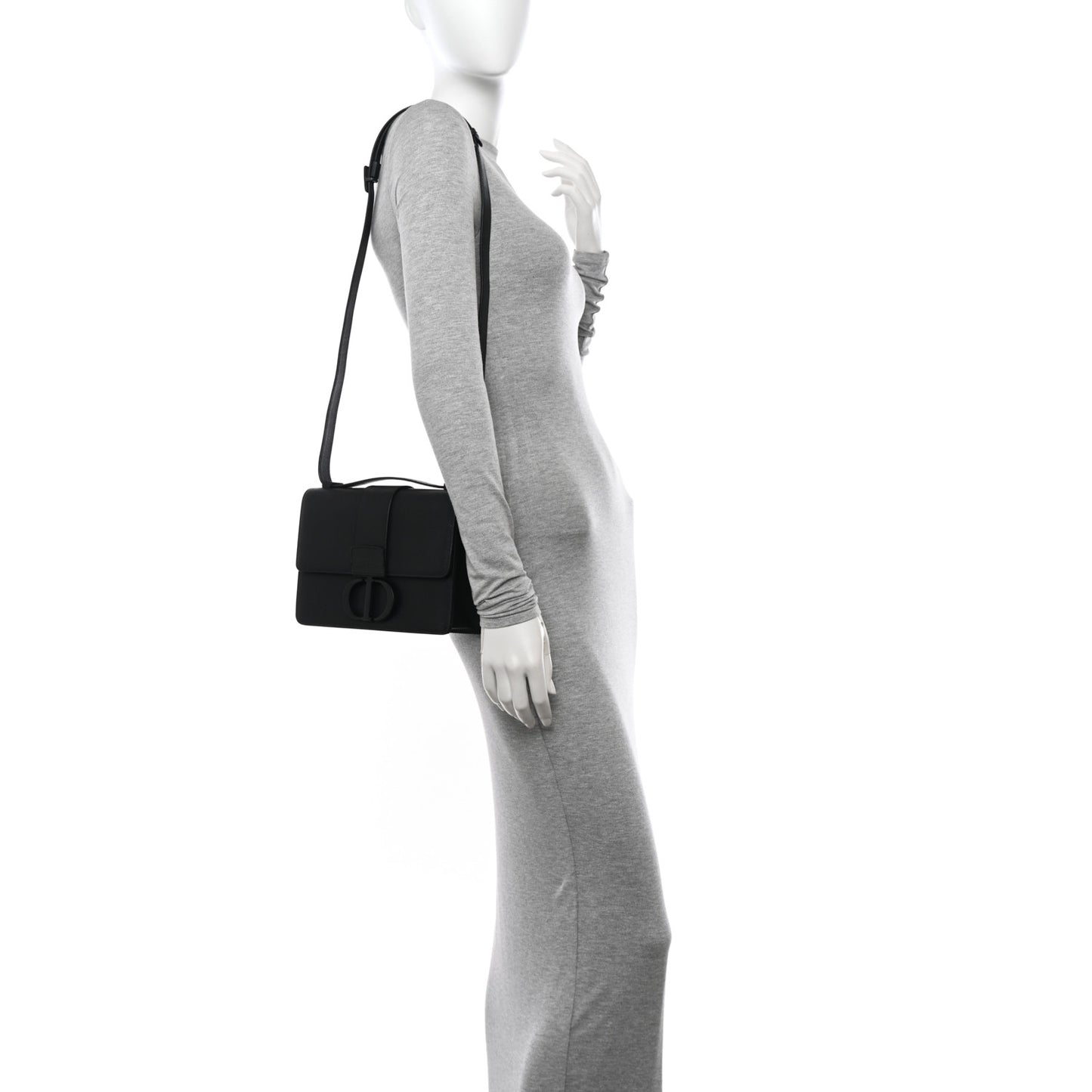 30 Montaigne Flap Bag Black