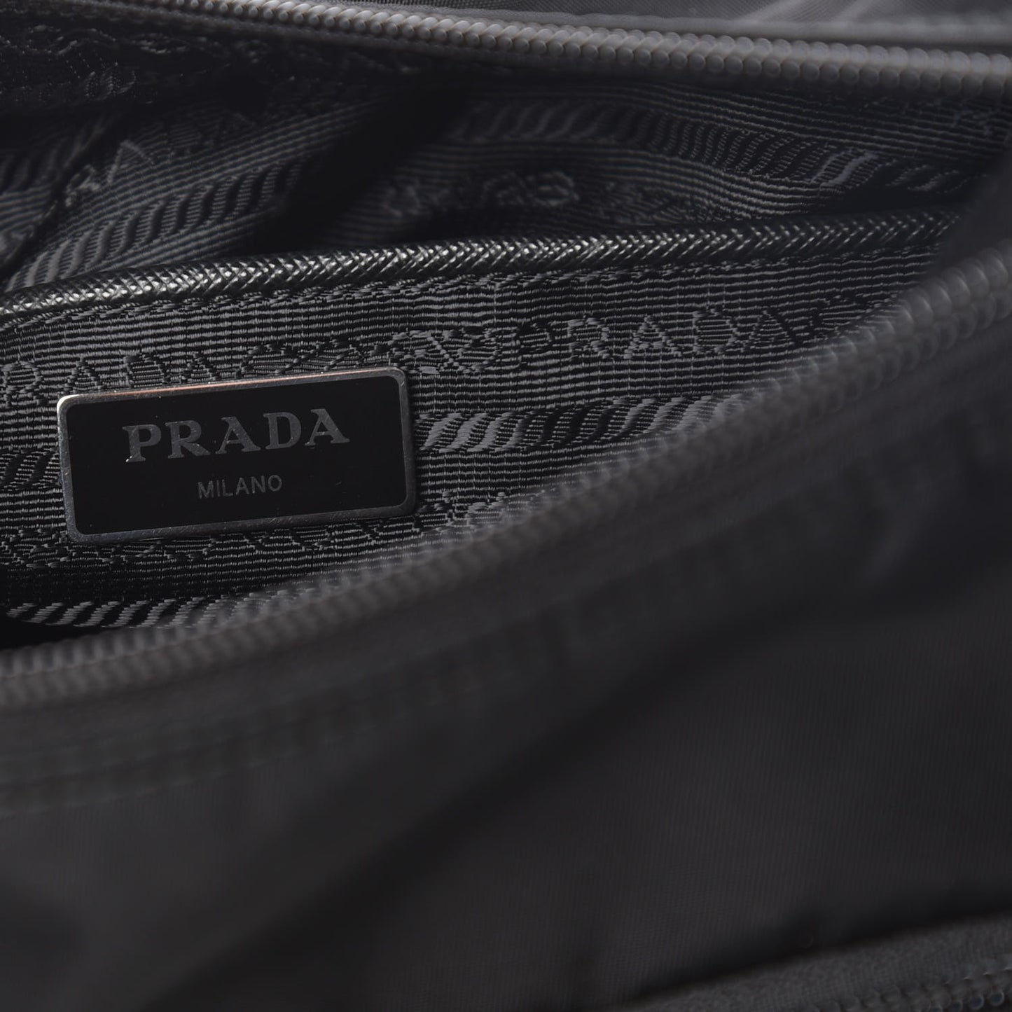 Nylon Flat Messenger Bag Black