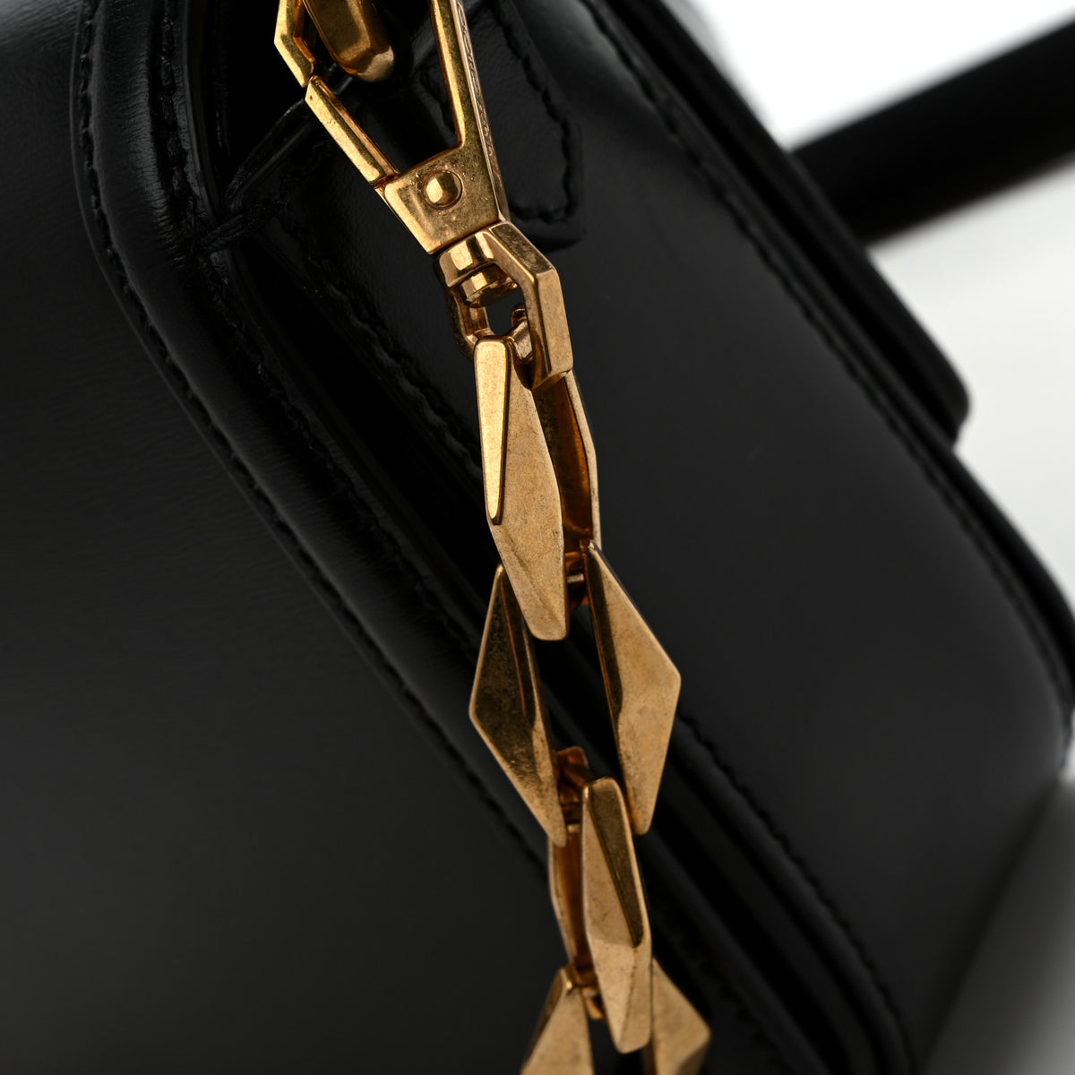 Box Calfskin Diamond Crossbody Bag Black