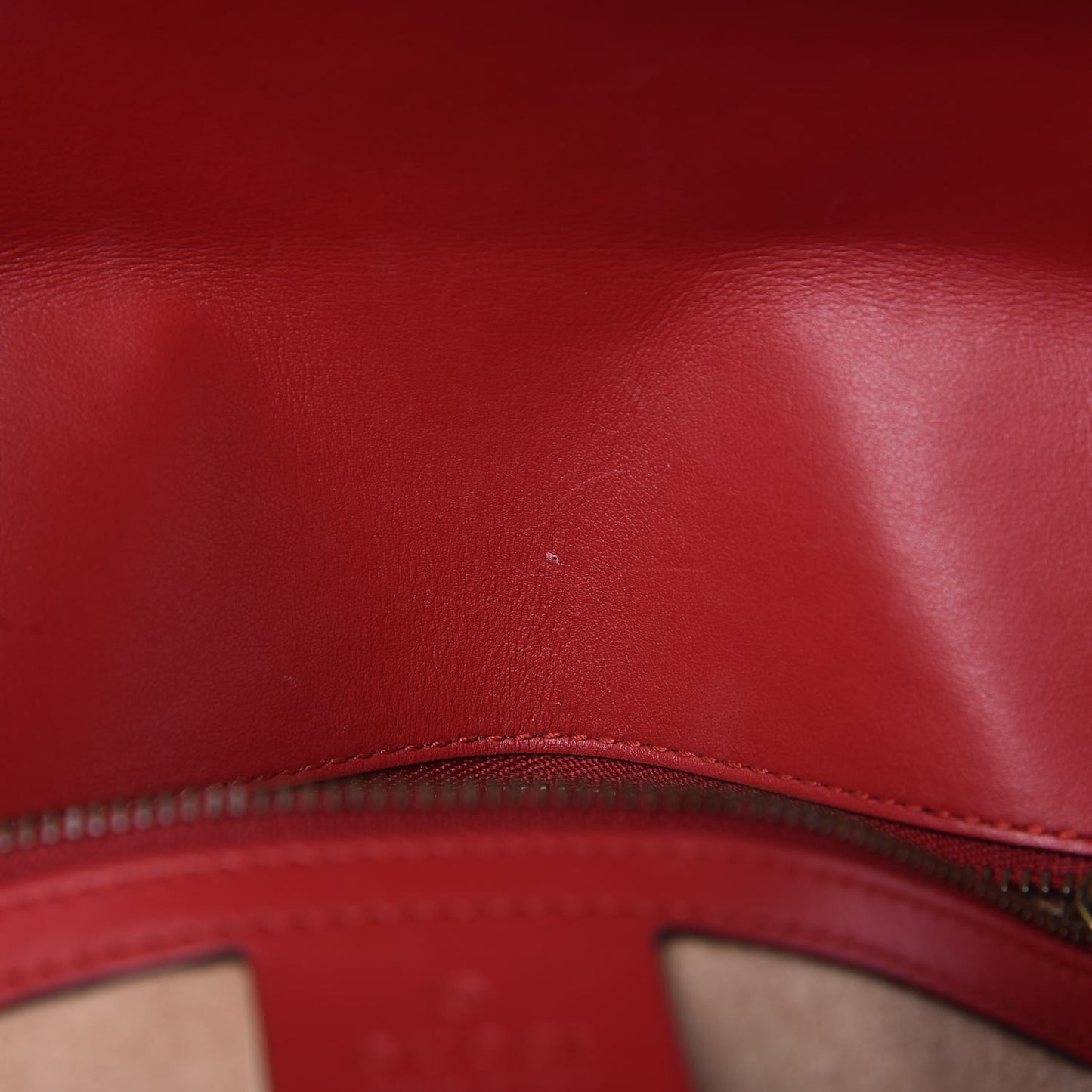 Calfskin Matelasse Small GG Marmont Shoulder Bag Hibiscus Red