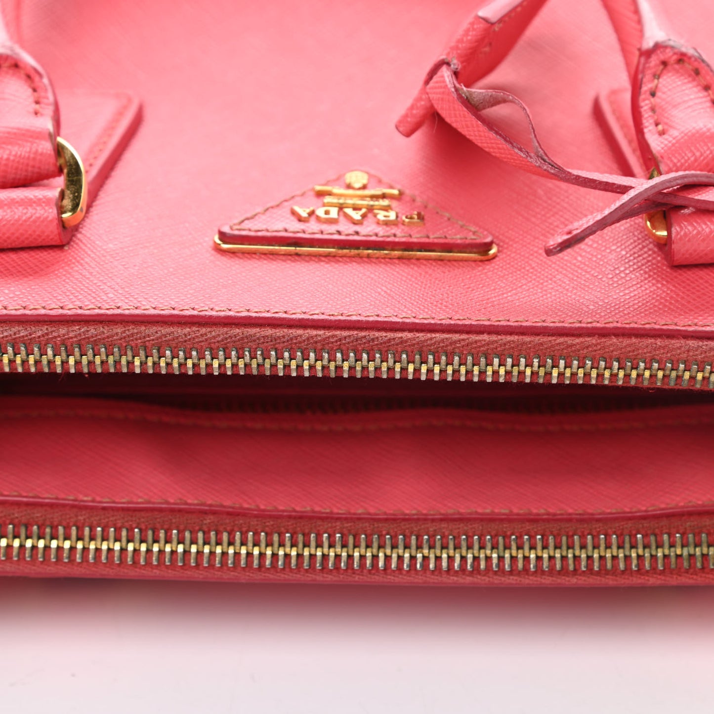 Saffiano Mini Galleria Double Zip Tote Fragola