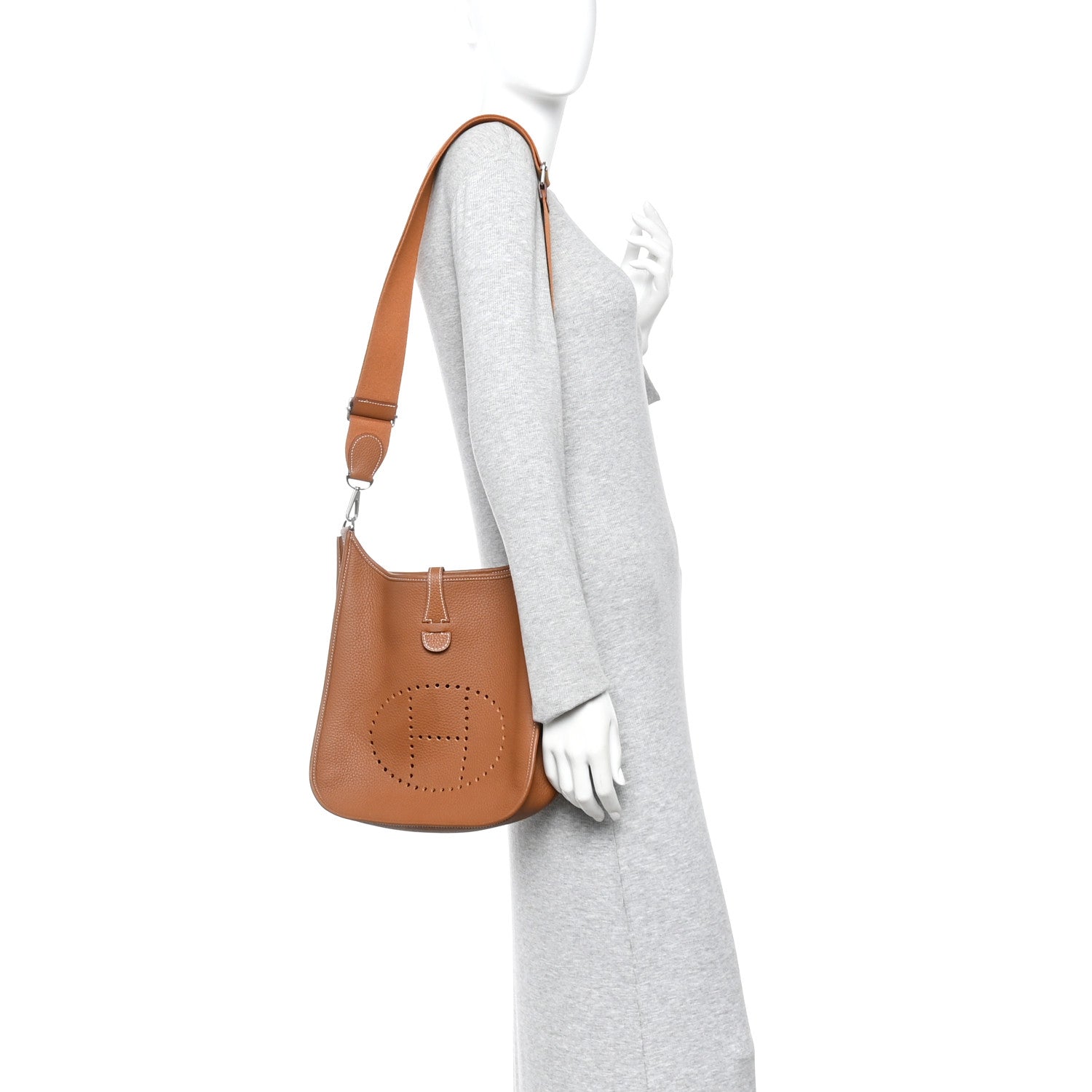 Hermes Taurillon Clemence EVELYNE III PM Gold 2 of 13