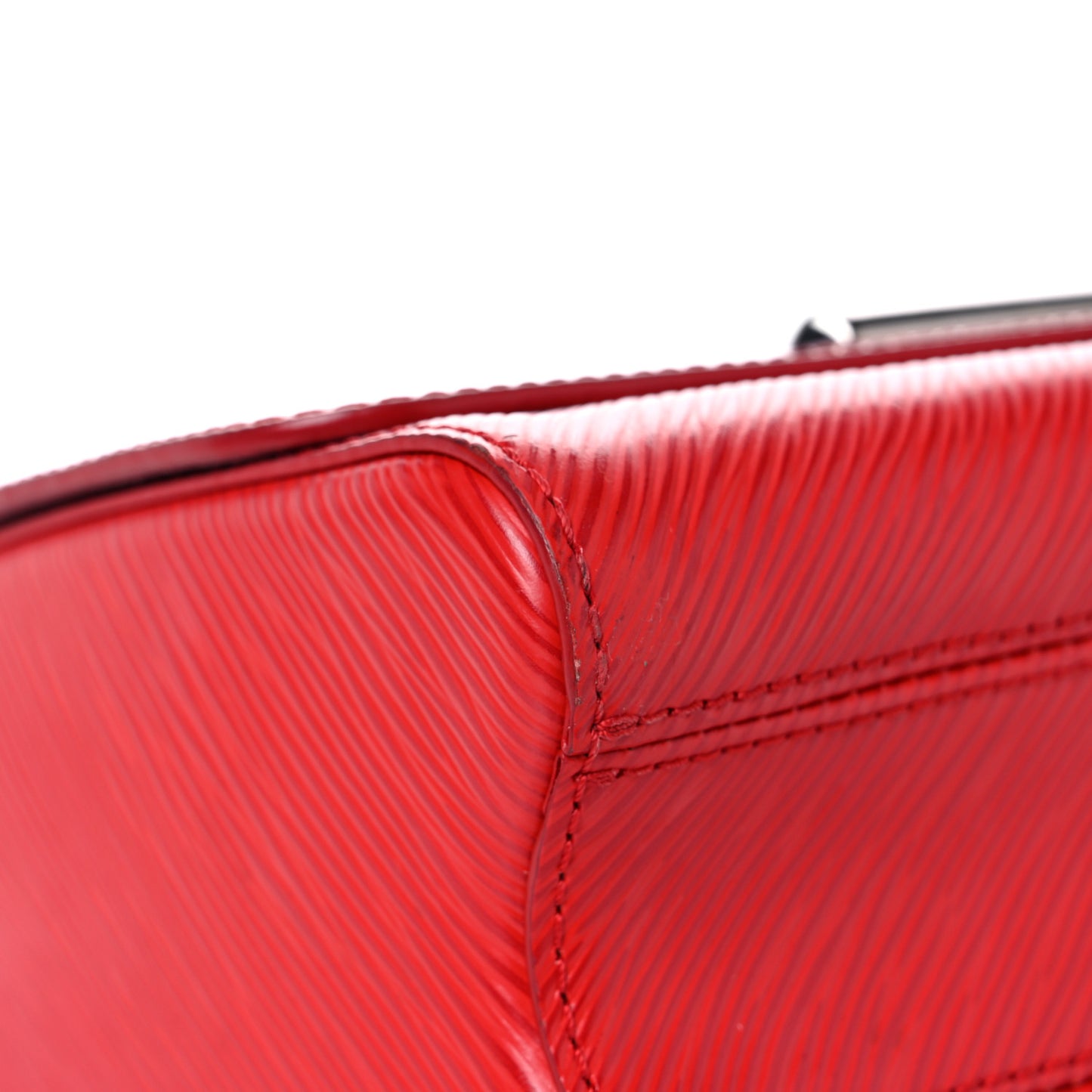 Epi Twist Shoulder Bag MM Coquelicot