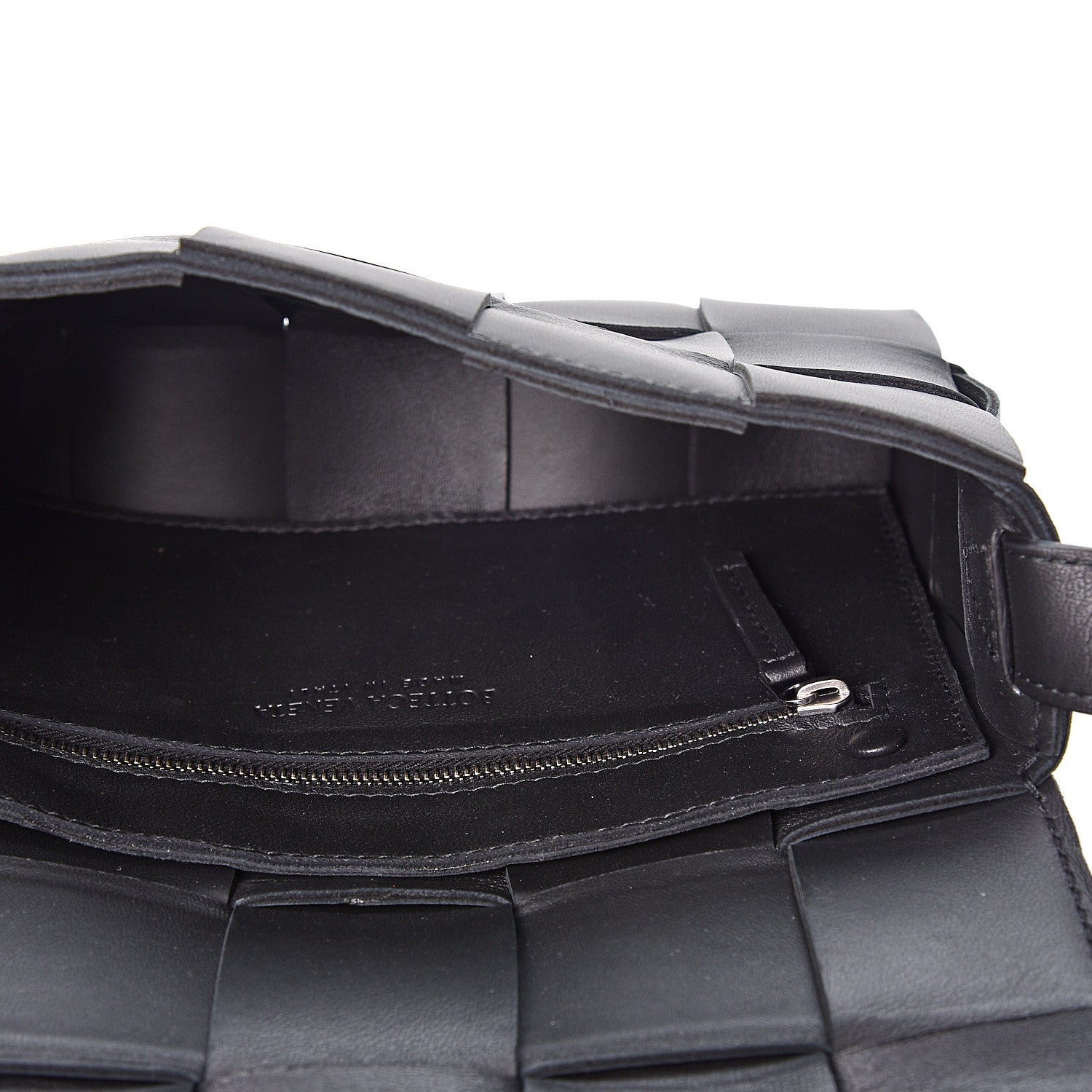 Bottega Veneta Nappa Maxi Intreccio Cassette Bag Black 4 of 10