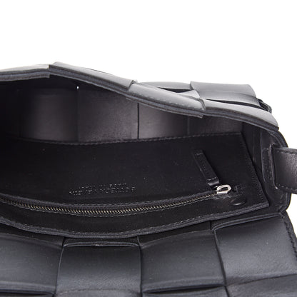 Bottega Veneta Nappa Maxi Intreccio Cassette Bag Black 4 of 10