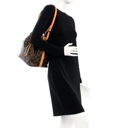 Louis Vuitton Monogram Petit Noe 2 of 7