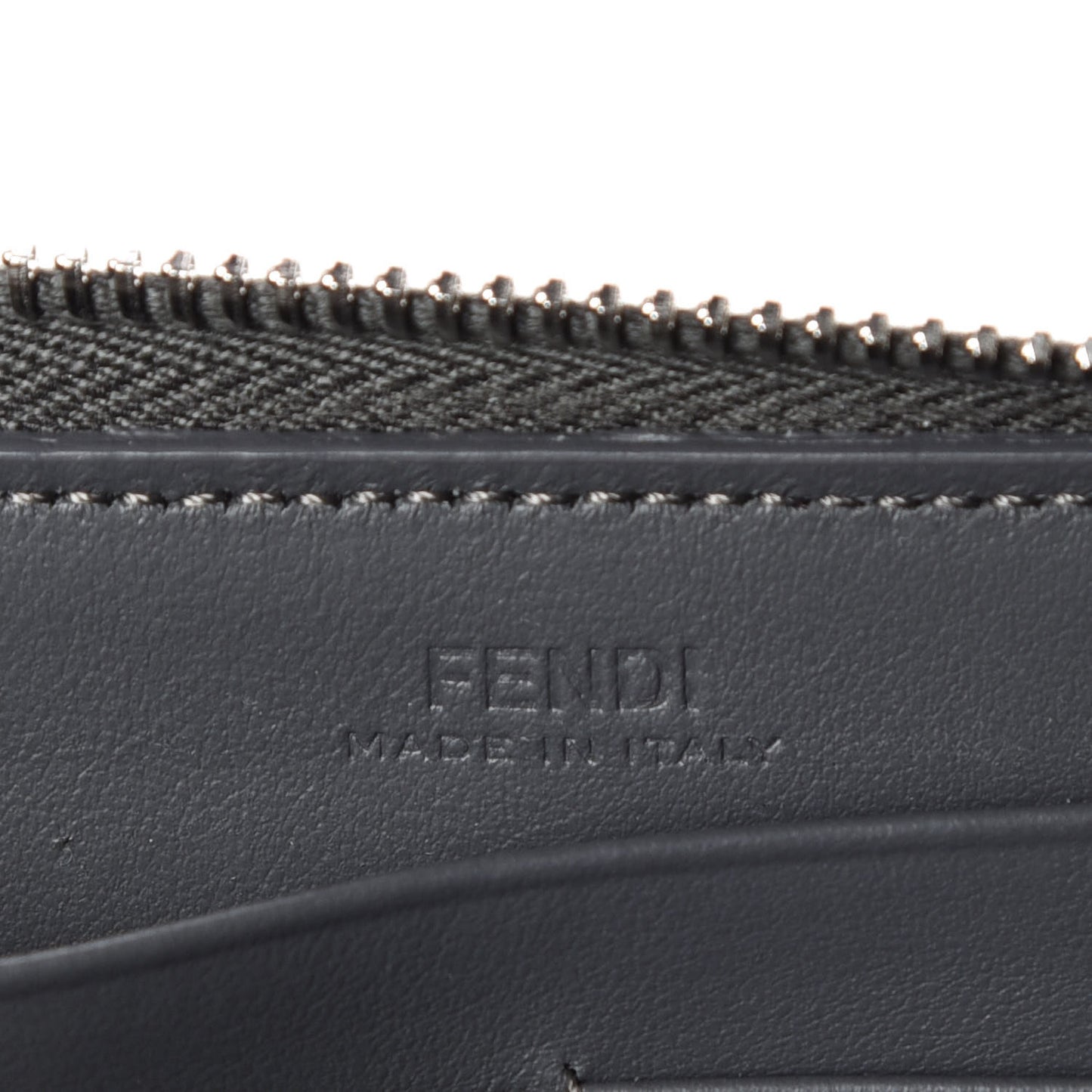 Vitello Liberty Studded Zip Around Wallet Asfalto Multicolor