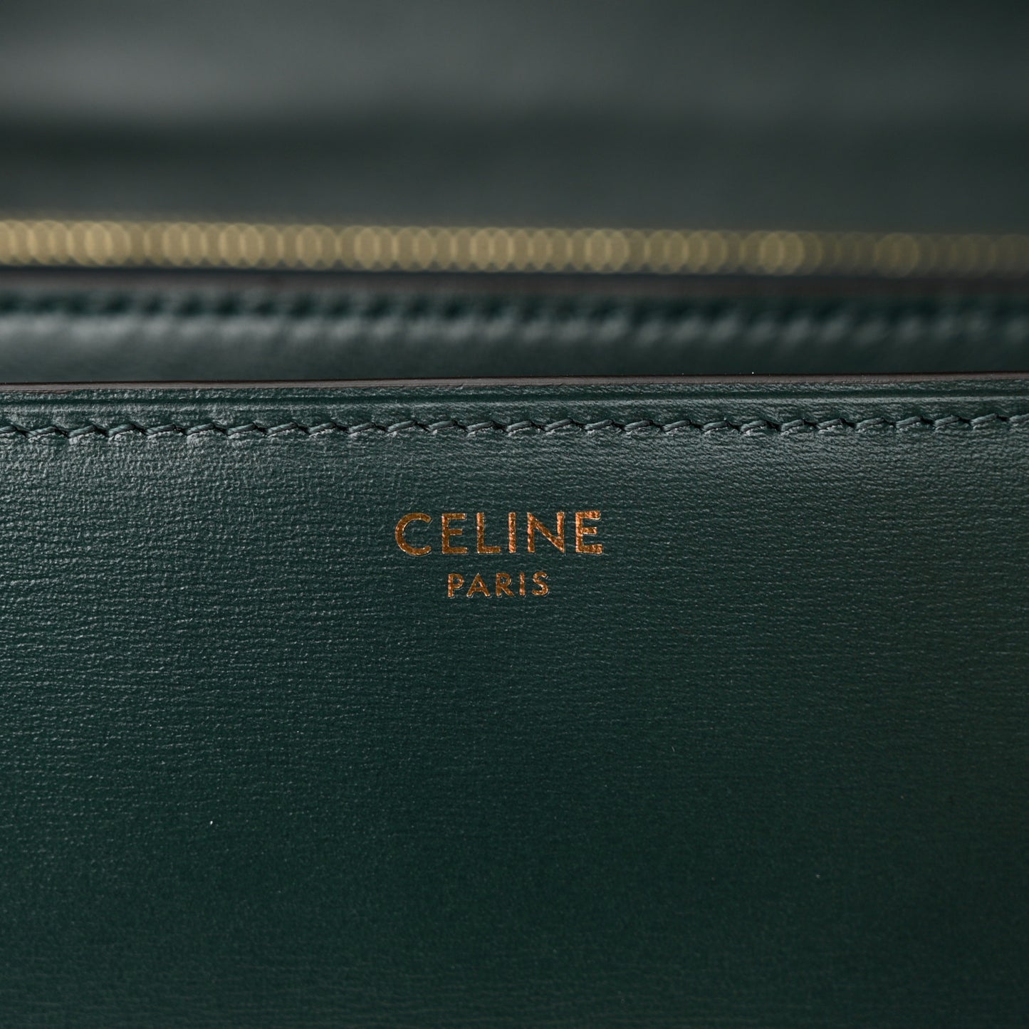 Box Calfskin Classic Box Medium Flap Bag Amazone