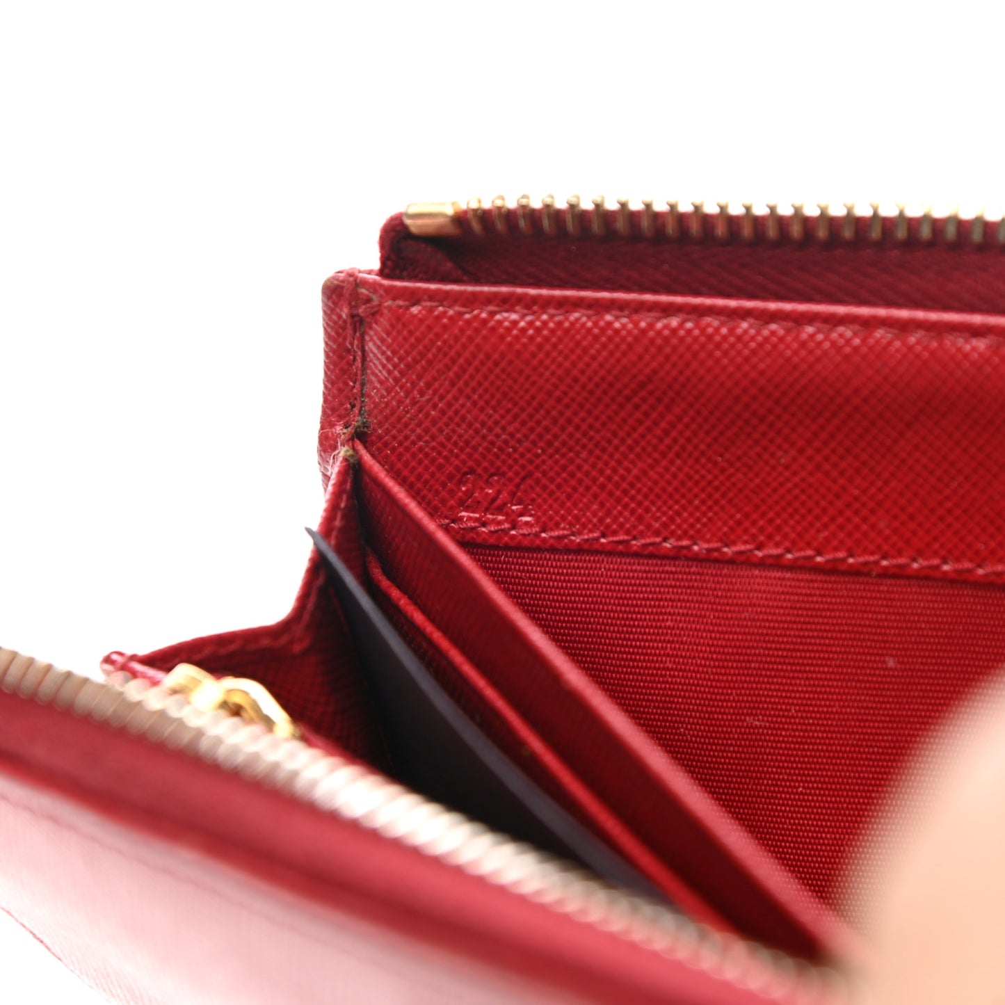 Saffiano Zip Around Wallet Fuoco
