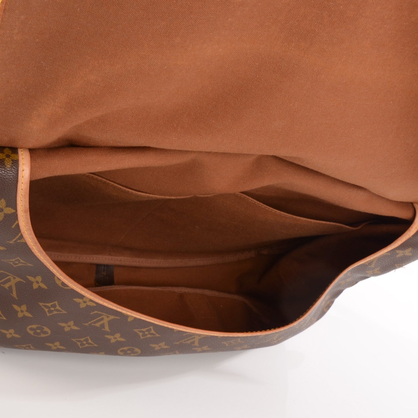 Monogram Saumur 43