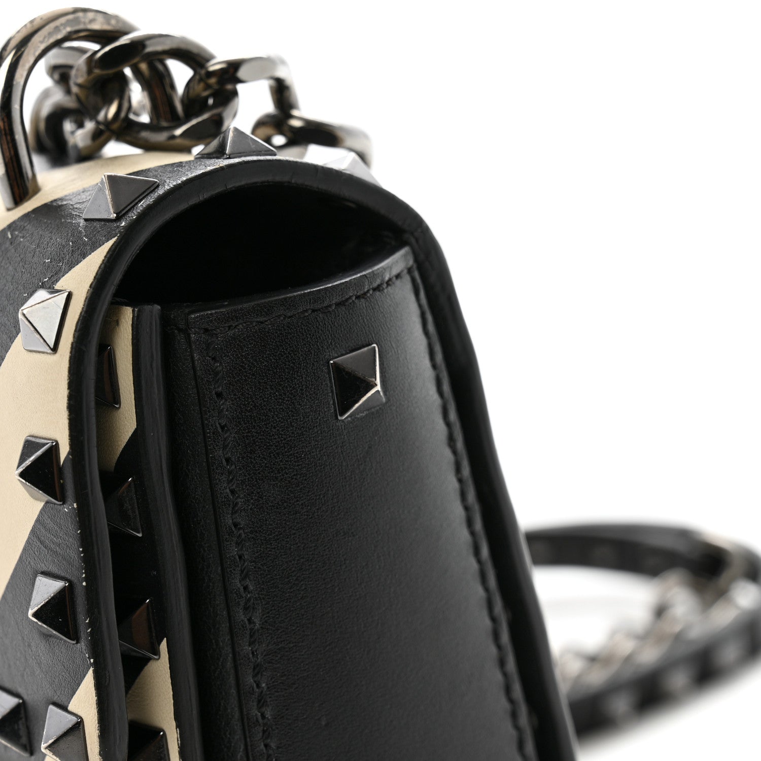 Valentino Garavani Vitello Chevron Medium Rockstud Flip Lock Crossbody Bag Light Ivory Black 10 of 14