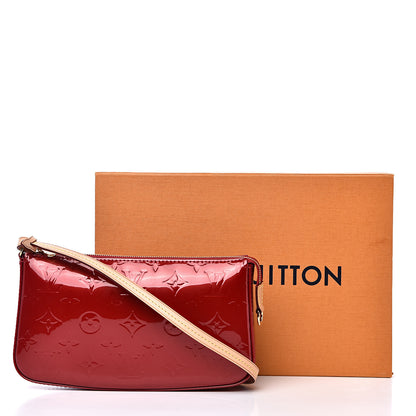 Louis Vuitton Vernis Pochette Accessories NM Pomme D'Amour 9 of 9
