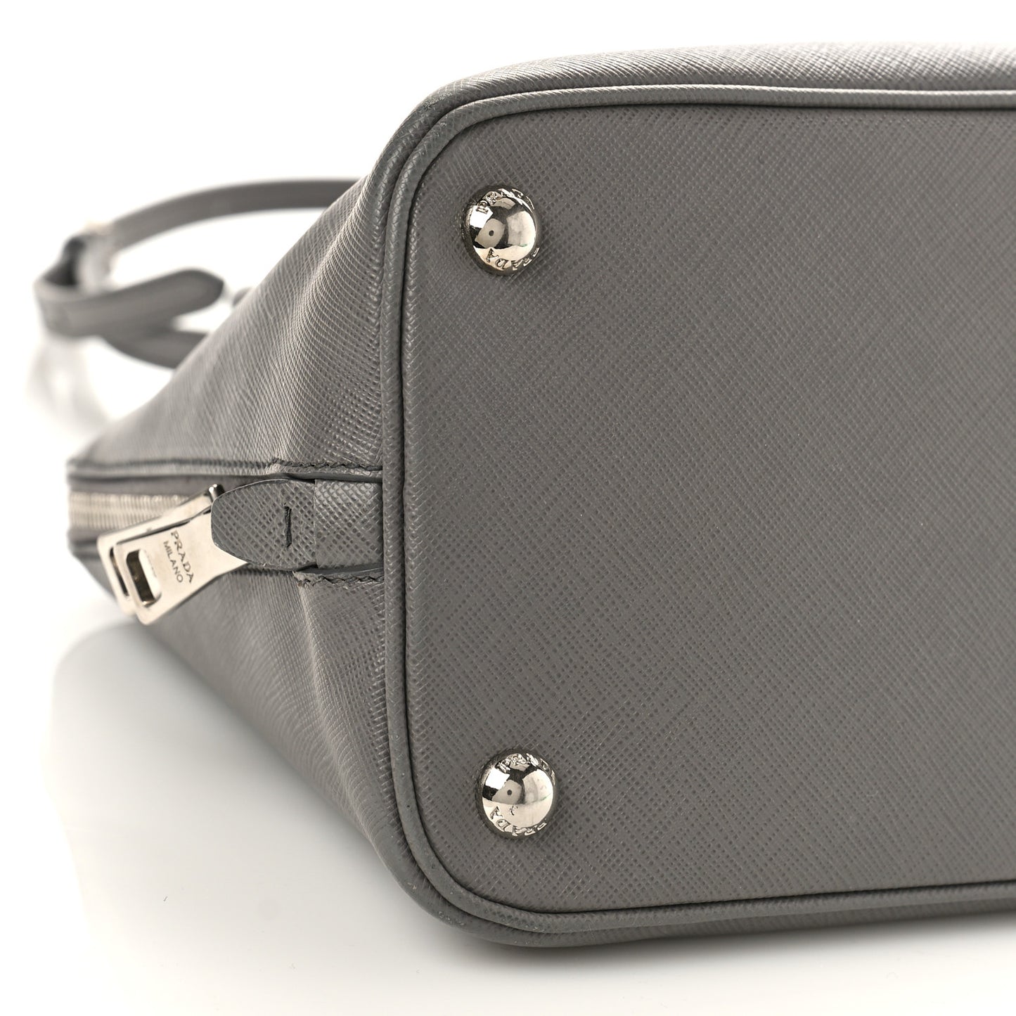 Saffiano Lux Medium Promenade Tote Marmo