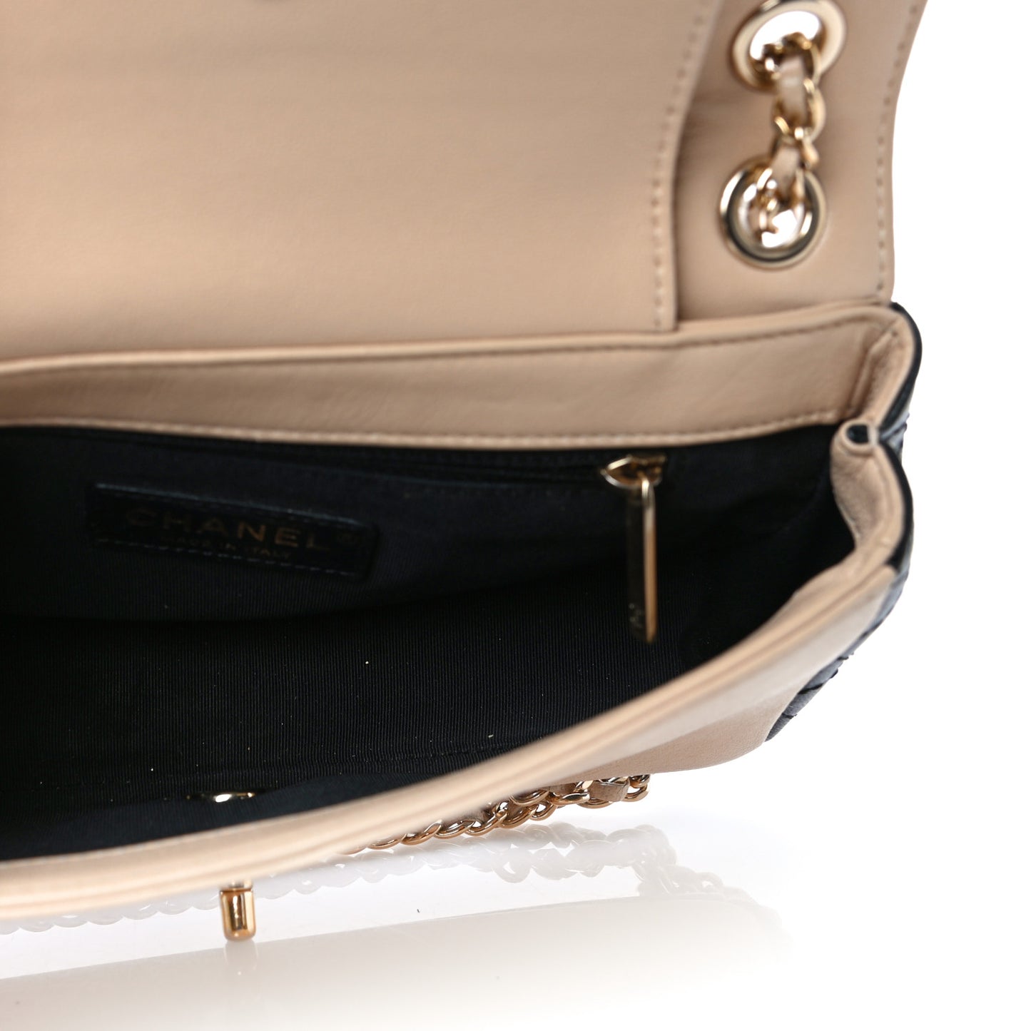 Sheepskin Quilted Medium Vintage Mademoiselle Flap Beige Black