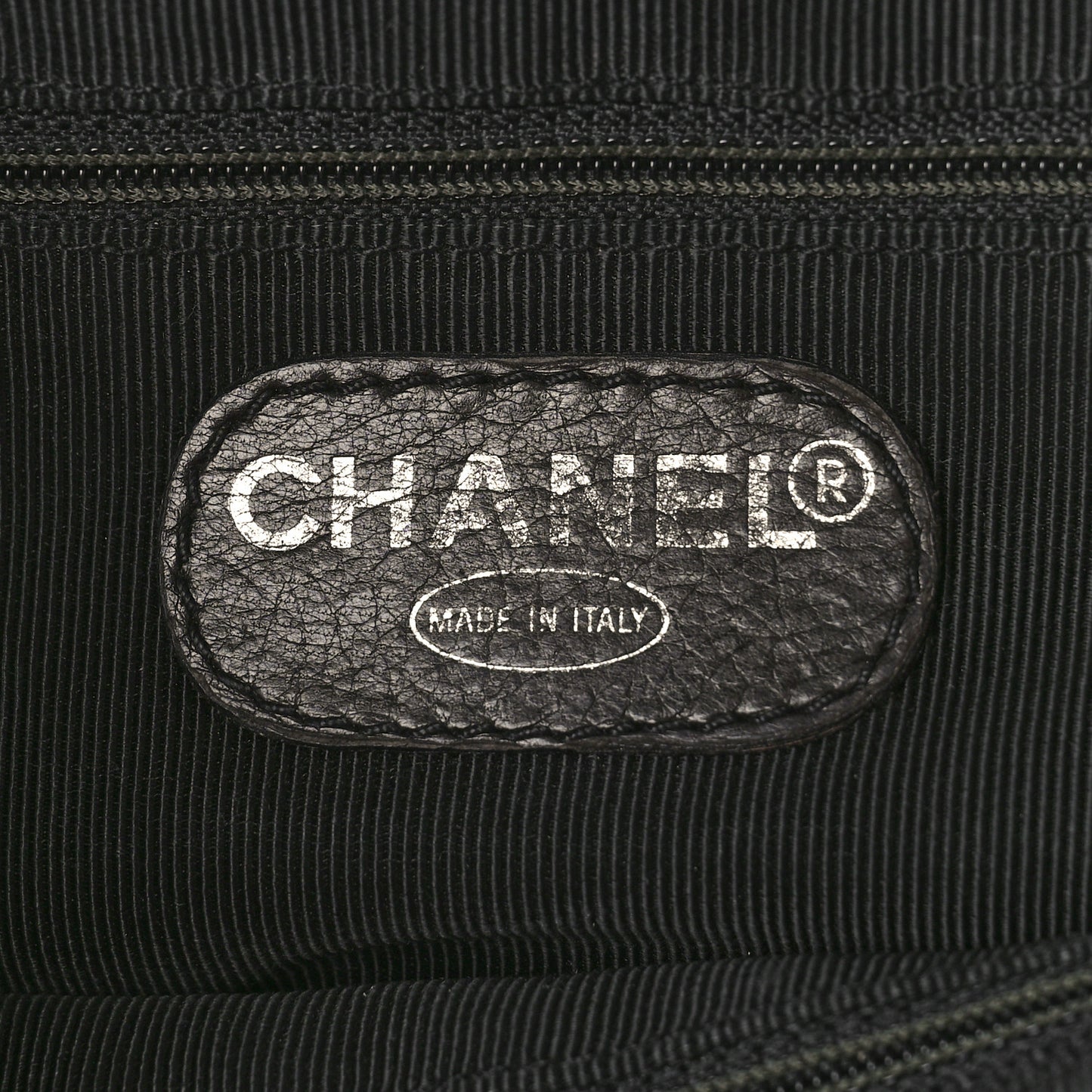 Caviar CC Tote Black