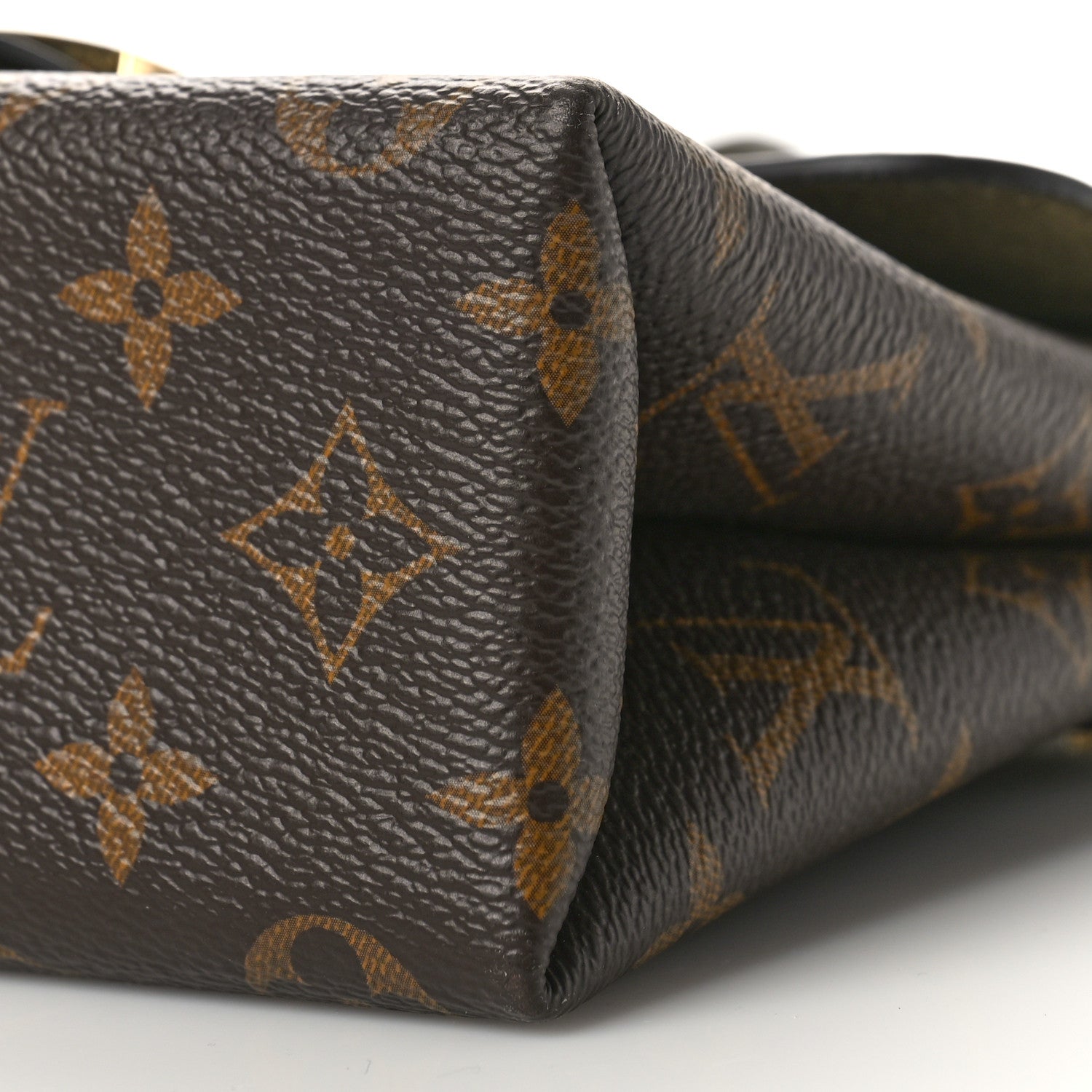 Louis Vuitton Monogram Locky BB Laurier 8 of 8