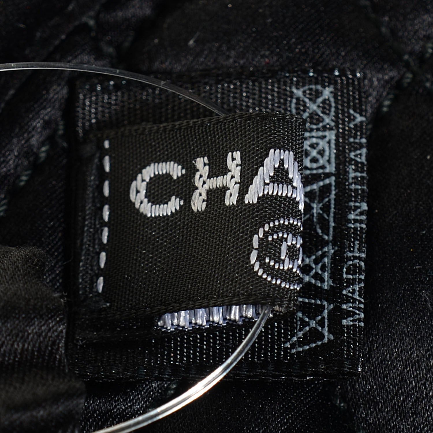 Chanel Silk Eyelid Sleeping Mask Black 5 of 7