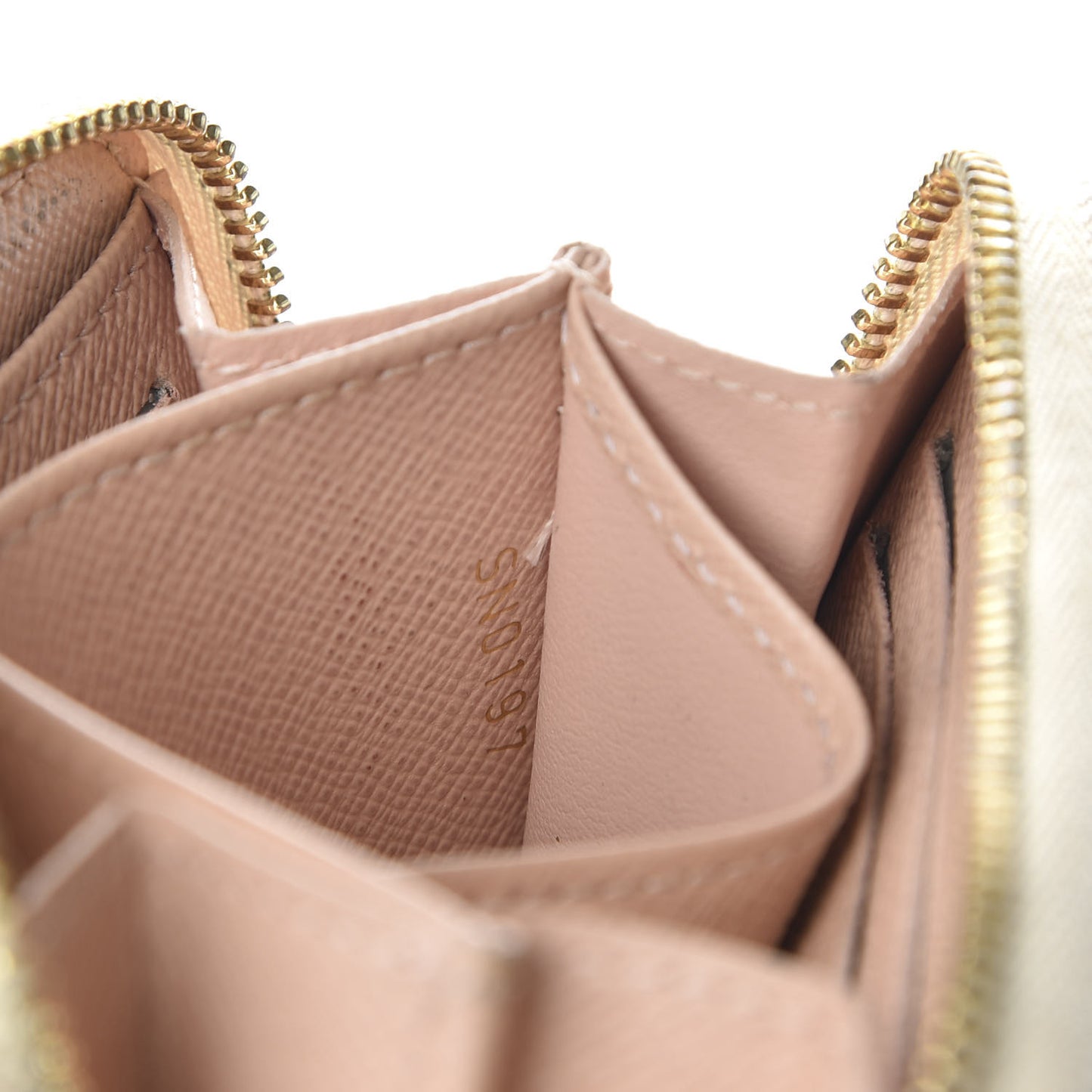 Damier Azur Tahitienne Zippy Coin Purse