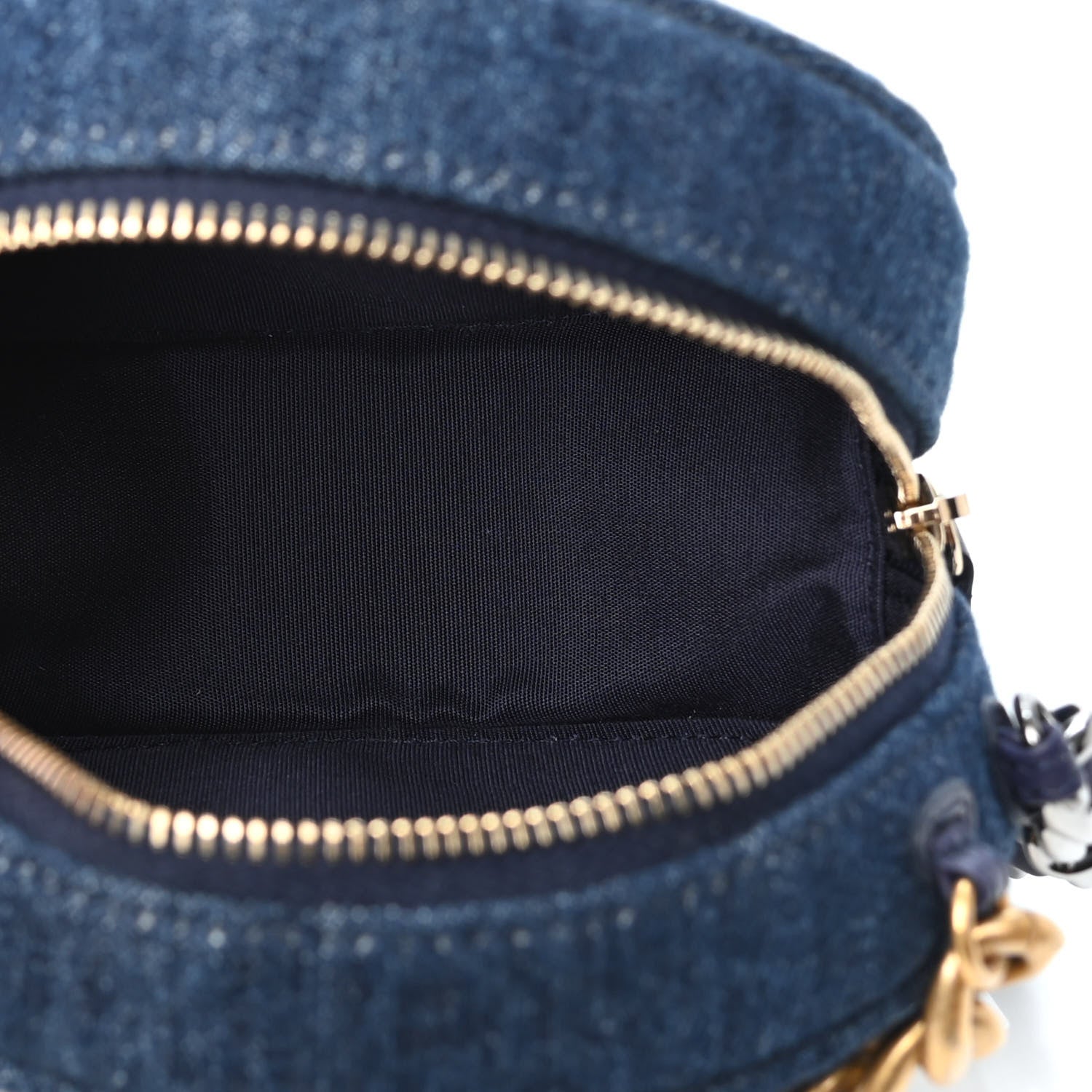 Chanel Denim Quilted Chanel 19 Round Clutch With Chain Blue 4 of 4